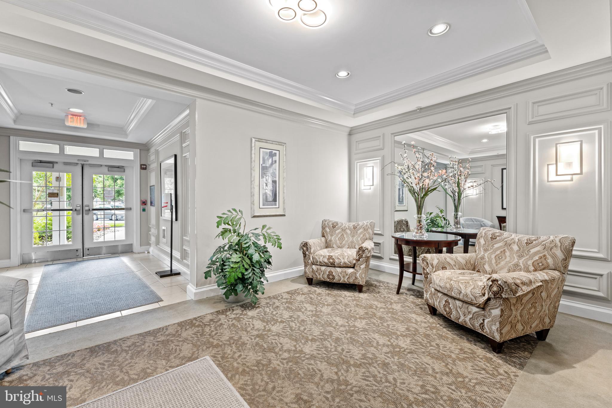 LAKELANDS RIDGE - Residential