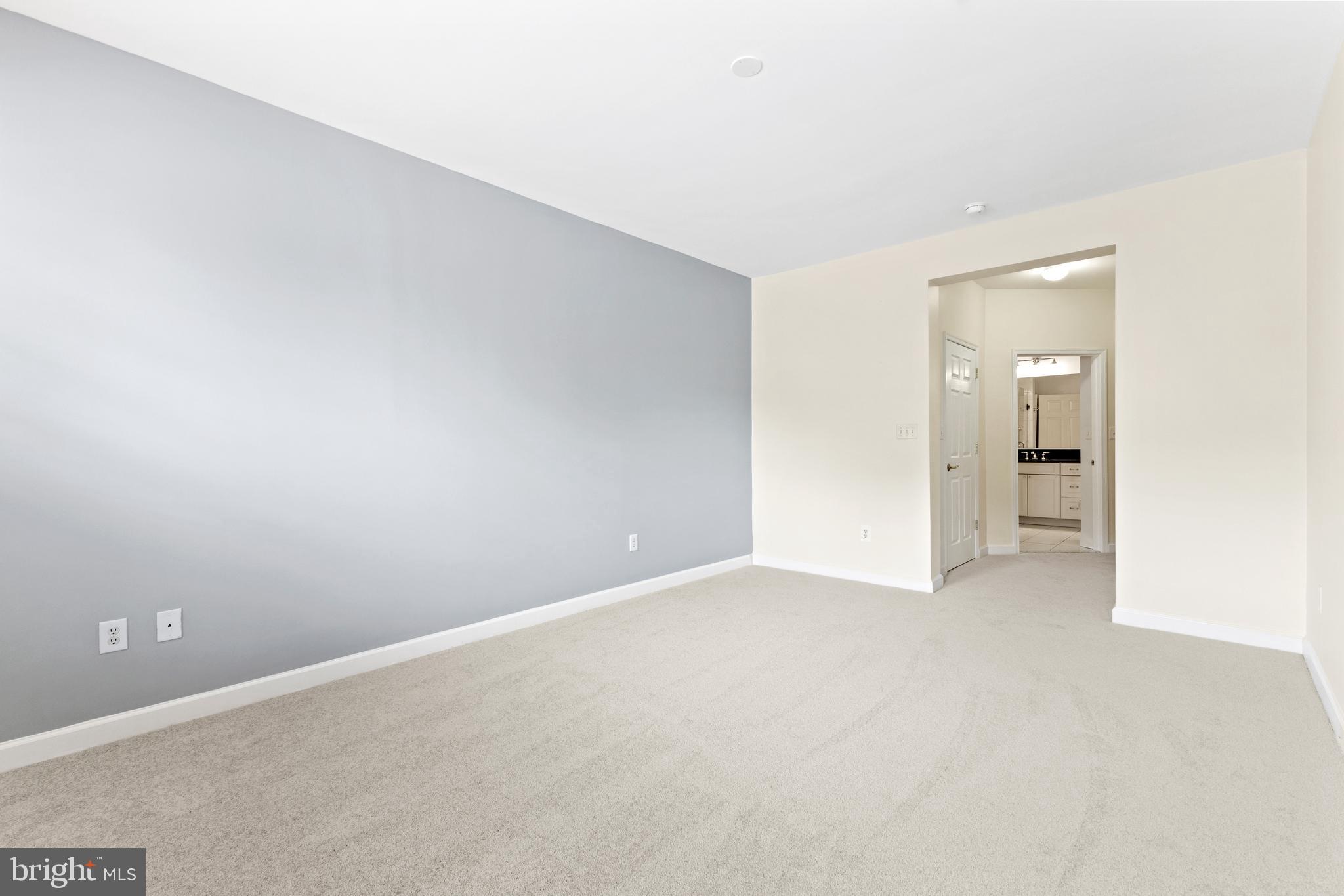 LAKELANDS RIDGE - Residential