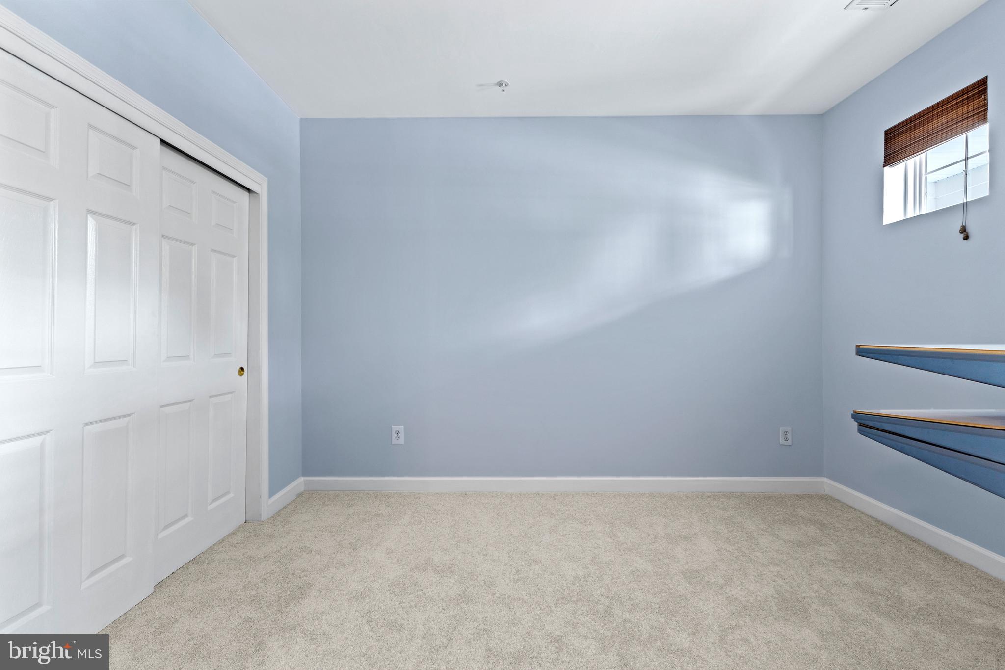 LAKELANDS RIDGE - Residential