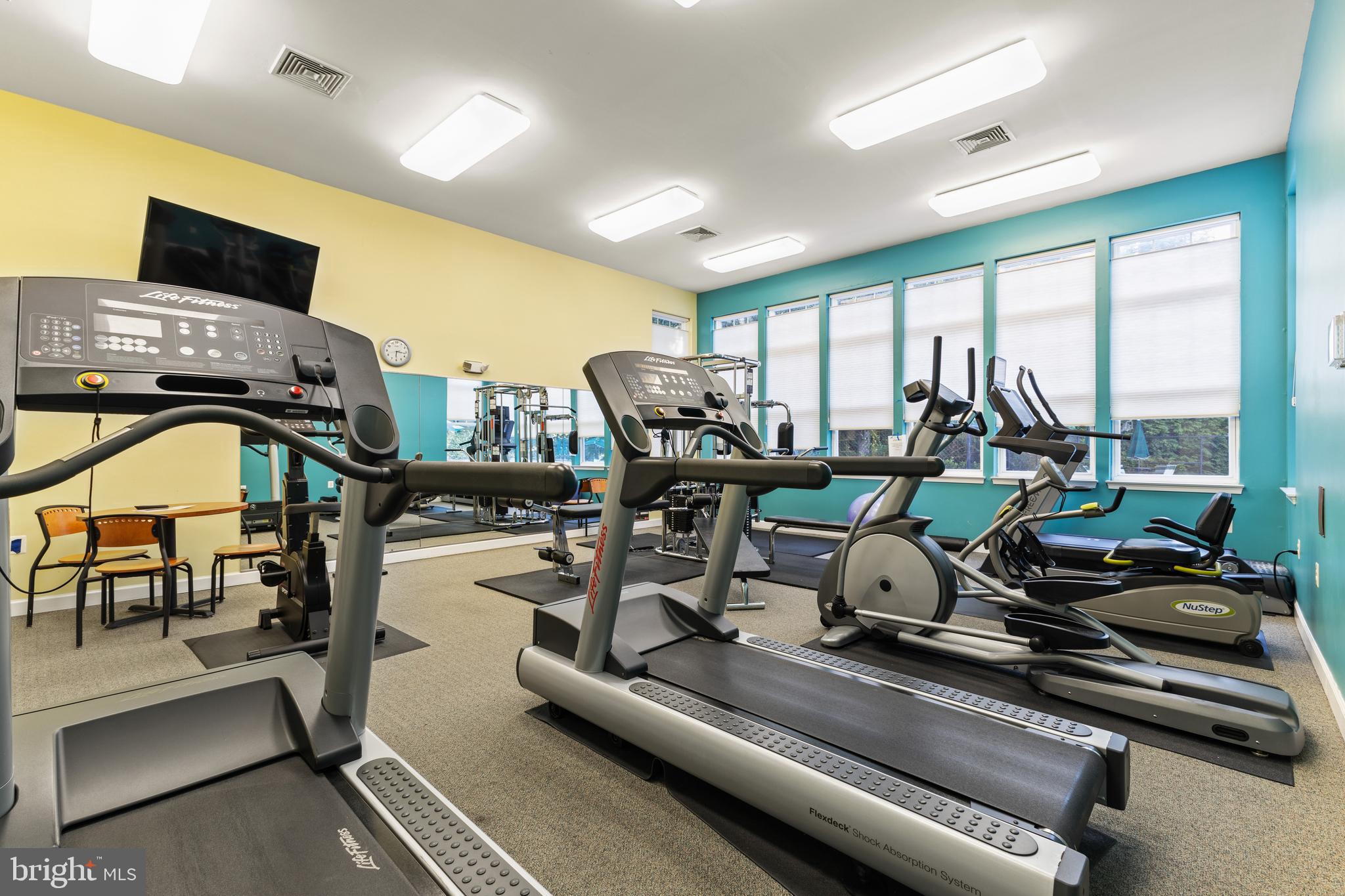 LAKELANDS RIDGE - Residential