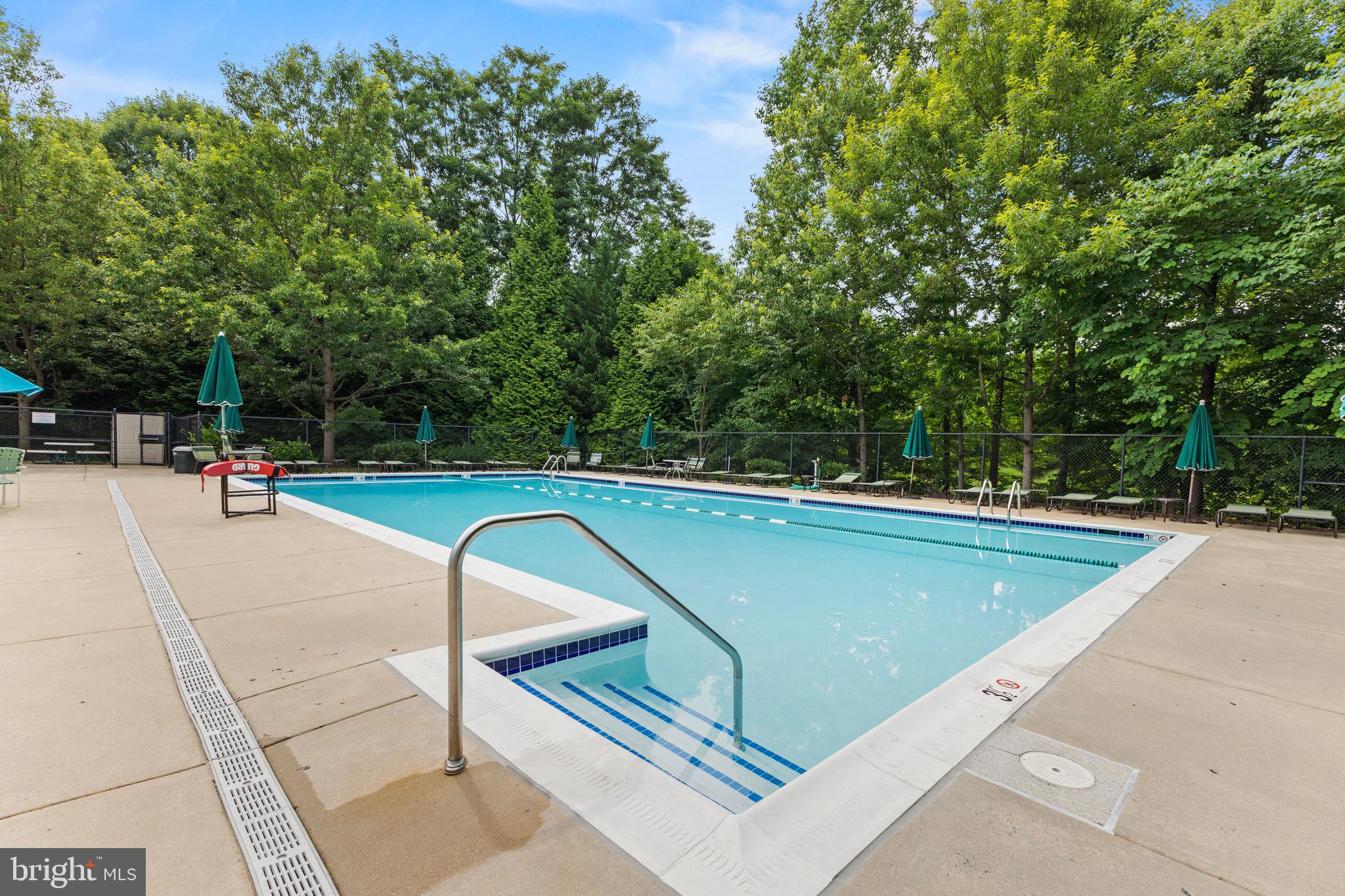 LAKELANDS RIDGE - Residential