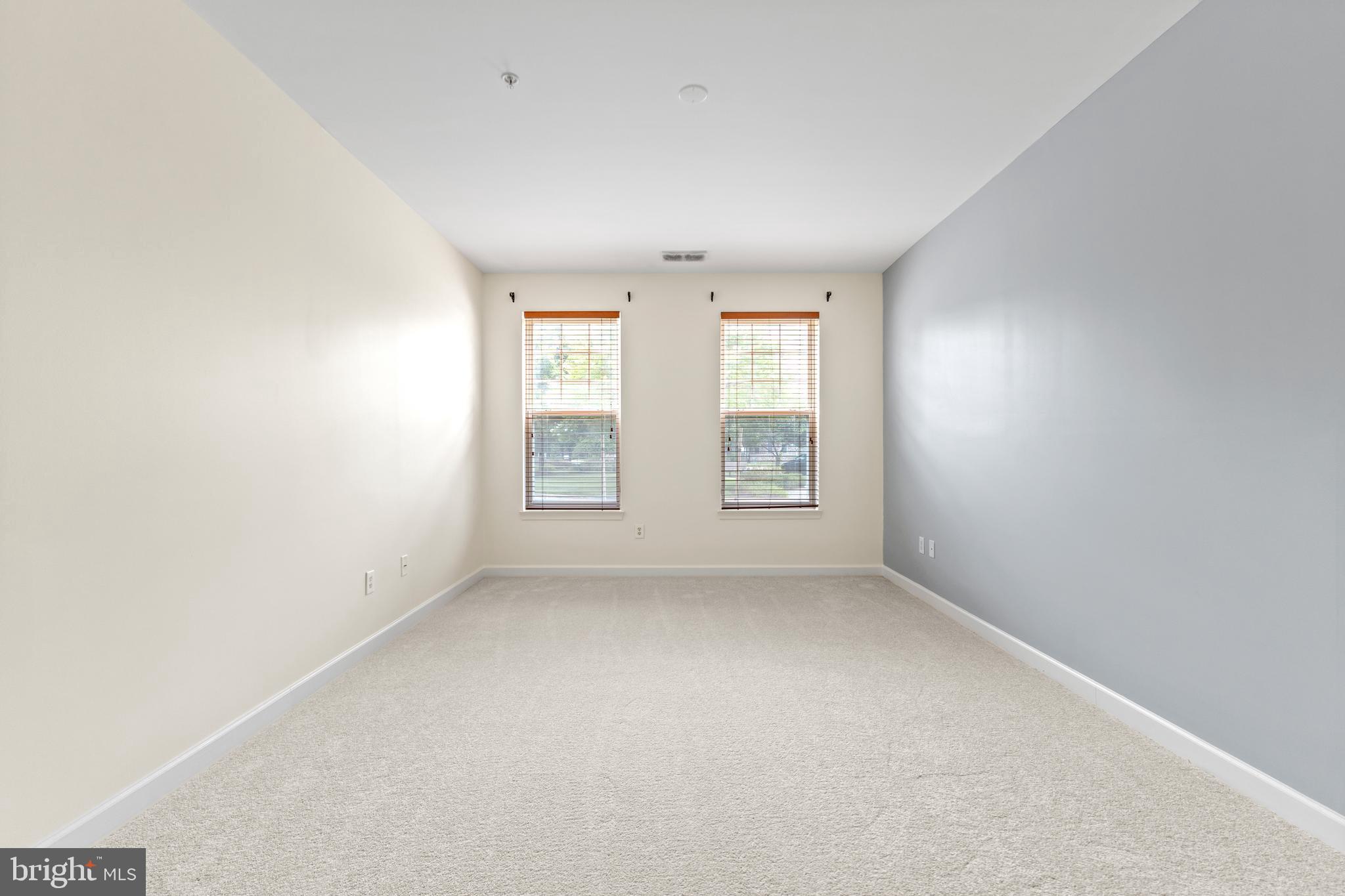 LAKELANDS RIDGE - Residential