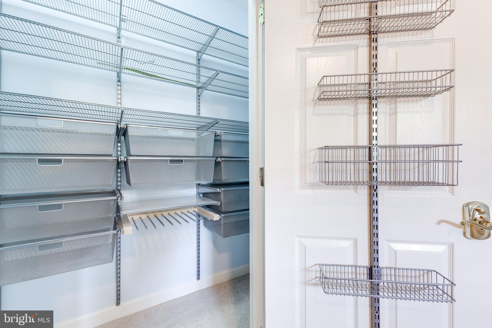 LAKELANDS RIDGE - Residential