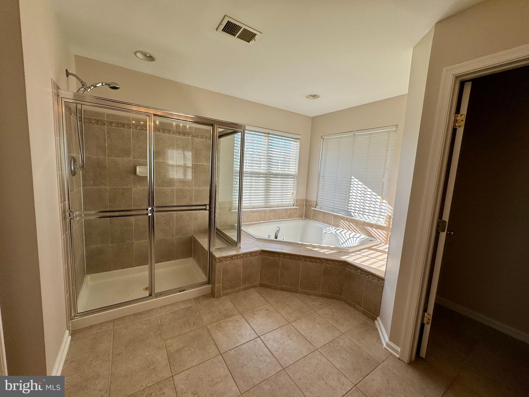 VILLAGE OF IDLEWILD - Residential Lease