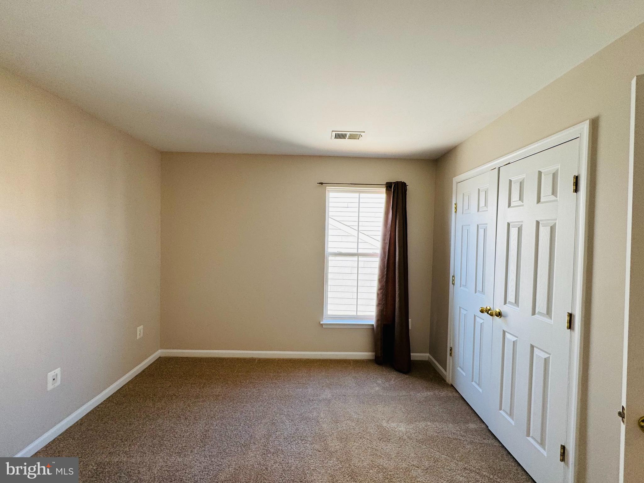 VILLAGE OF IDLEWILD - Residential Lease