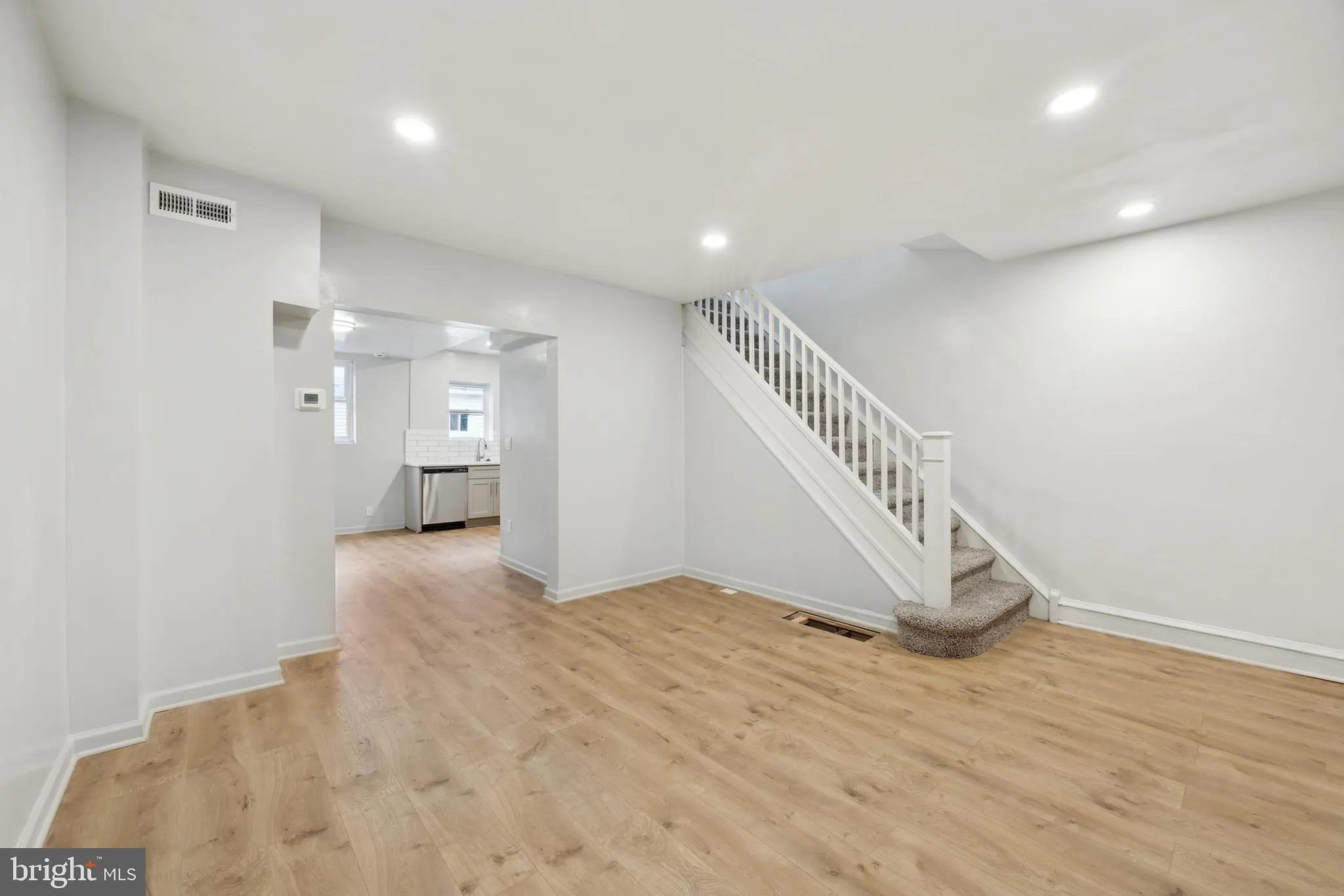 Philadelphia, Pennsylvania 19146, United States, 4 Bedrooms Bedrooms, ,2 BathroomsBathrooms,Residential,Active,20612