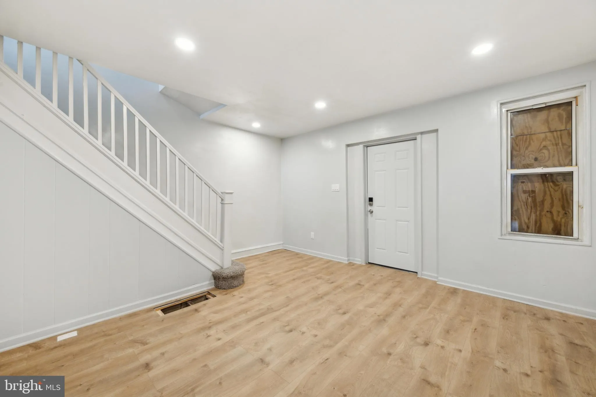 Philadelphia, Pennsylvania 19146, United States, 4 Bedrooms Bedrooms, ,2 BathroomsBathrooms,Residential,Active,20612