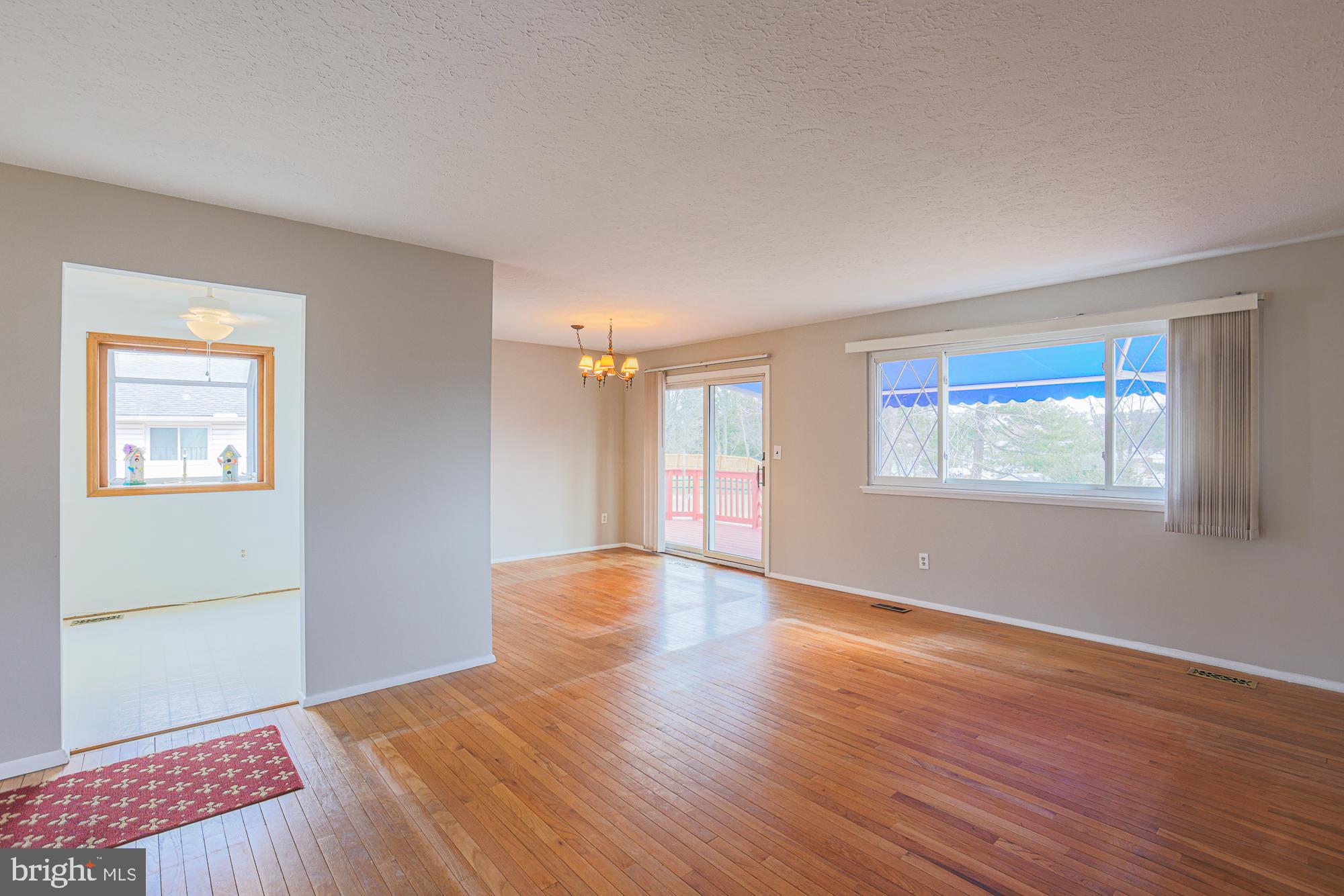 CHAPEL MANOR - Residential