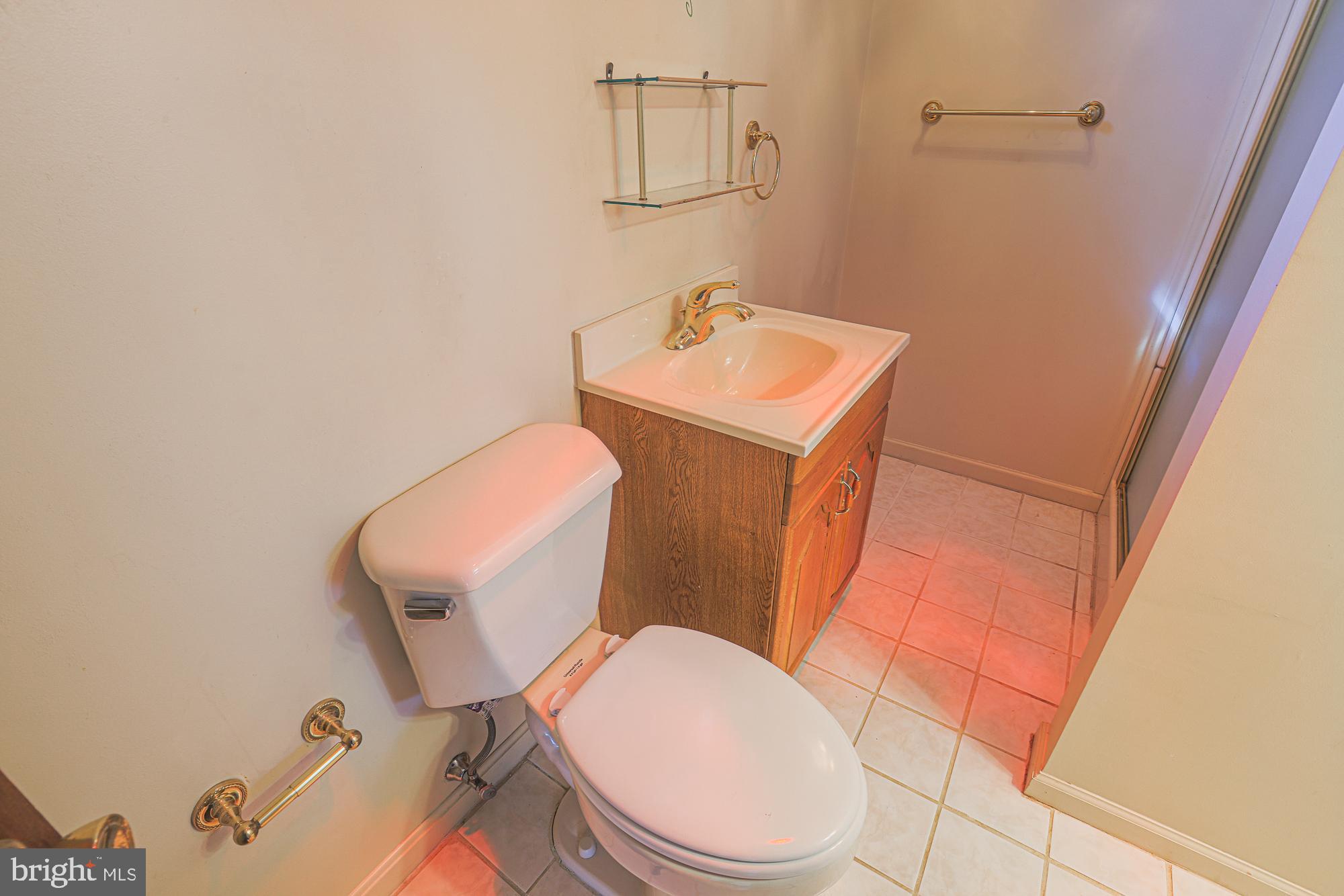 CHAPEL MANOR - Residential