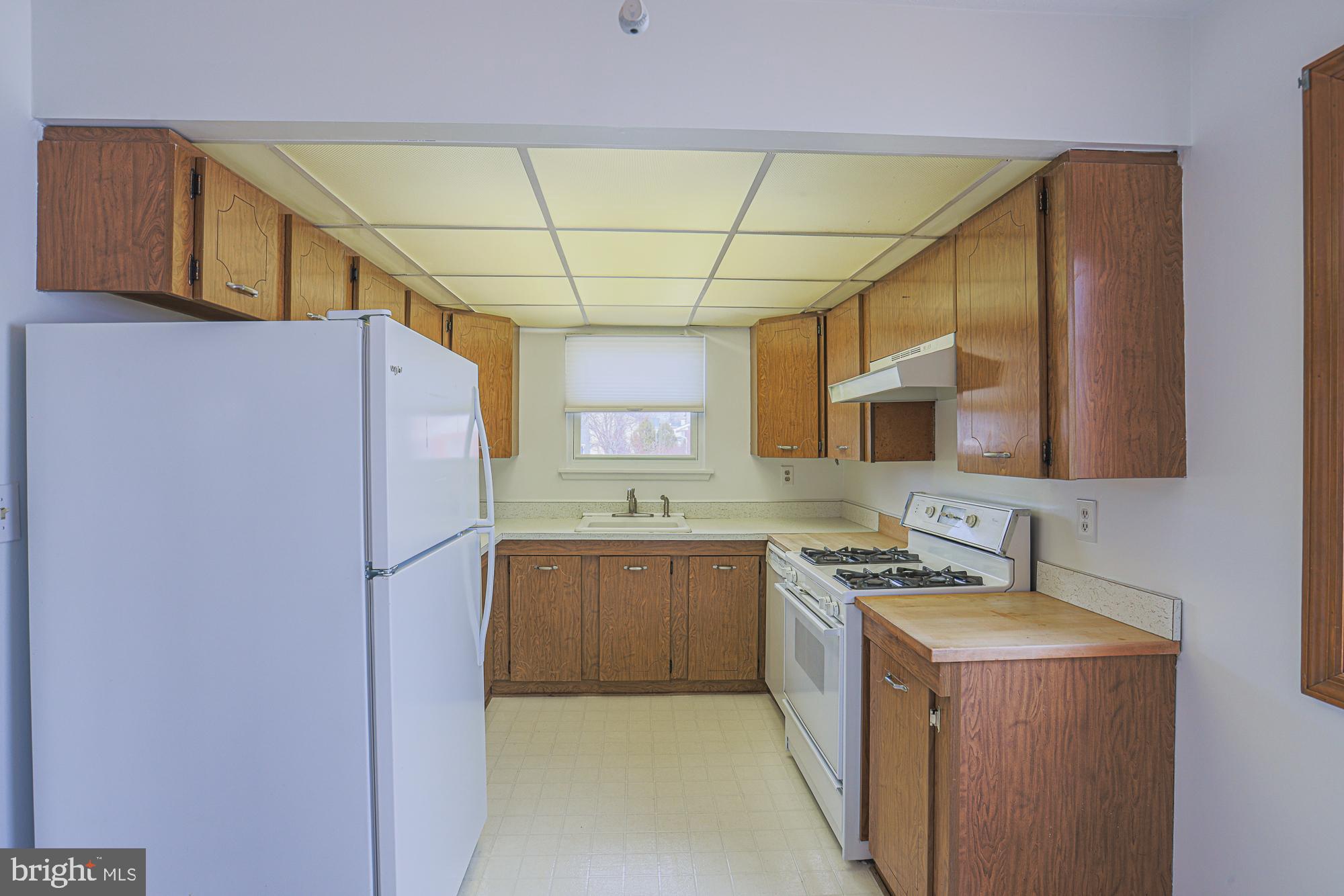 CHAPEL MANOR - Residential