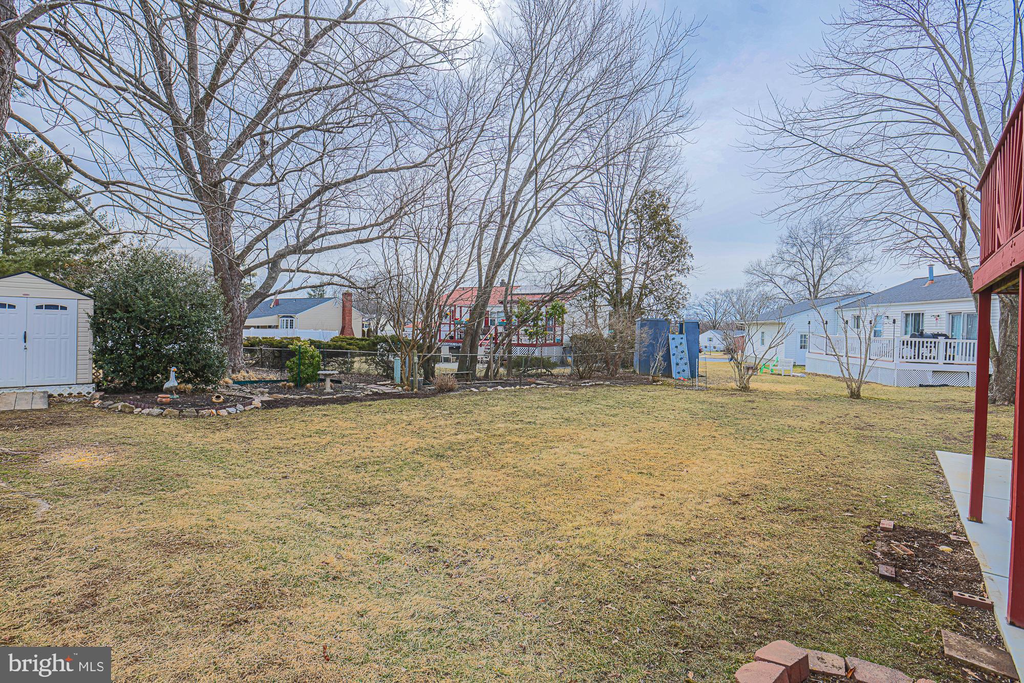 CHAPEL MANOR - Residential