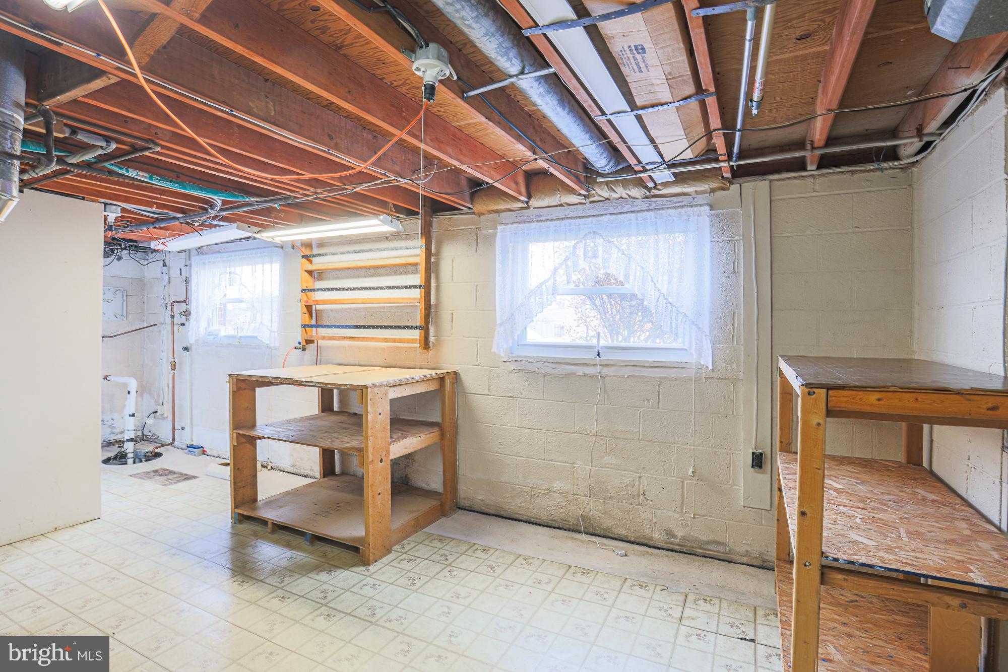 CHAPEL MANOR - Residential