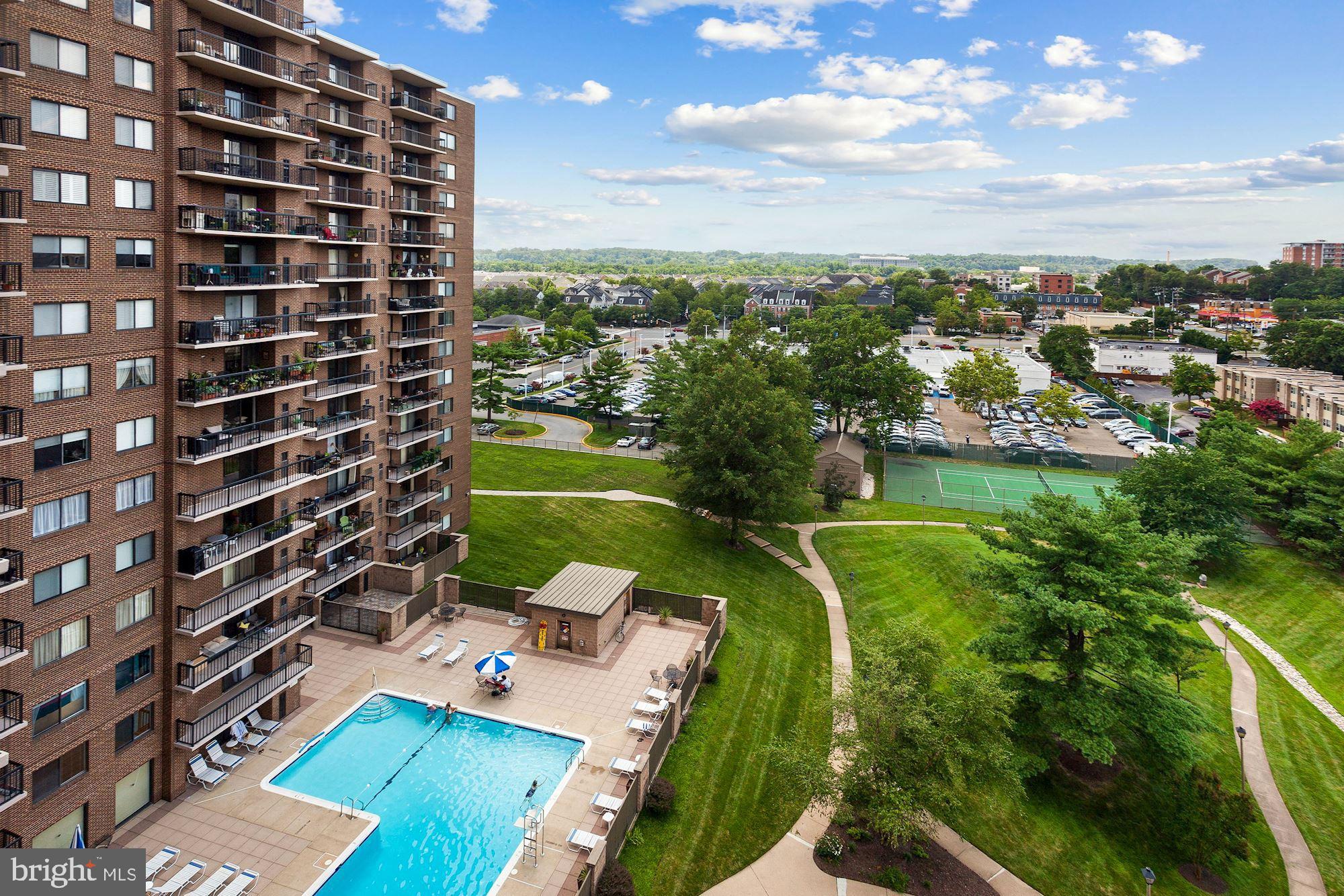 HALLMARK - Residential Lease