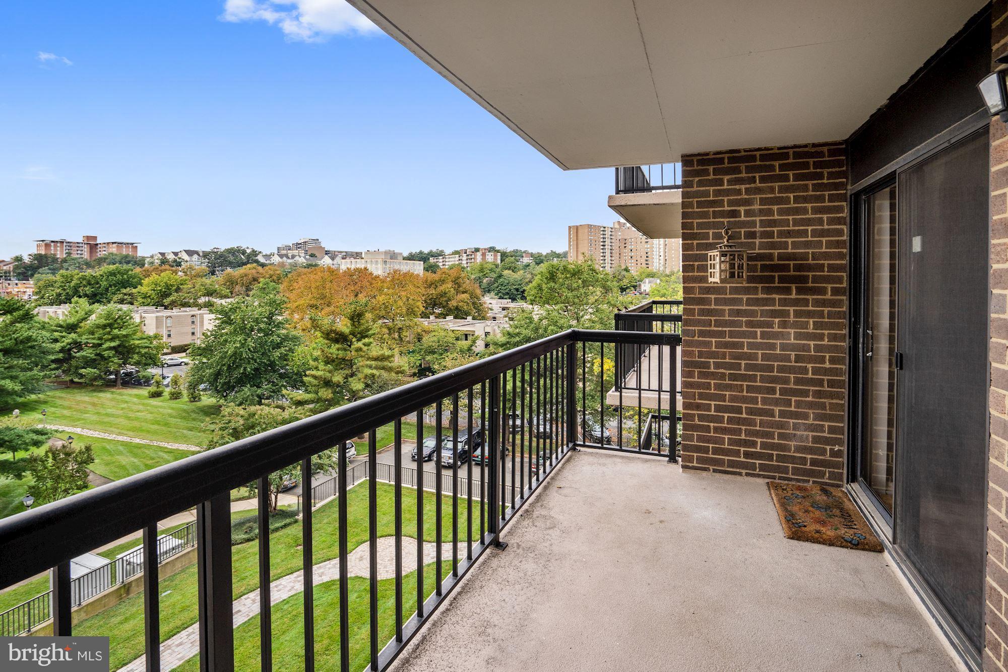 HALLMARK - Residential Lease