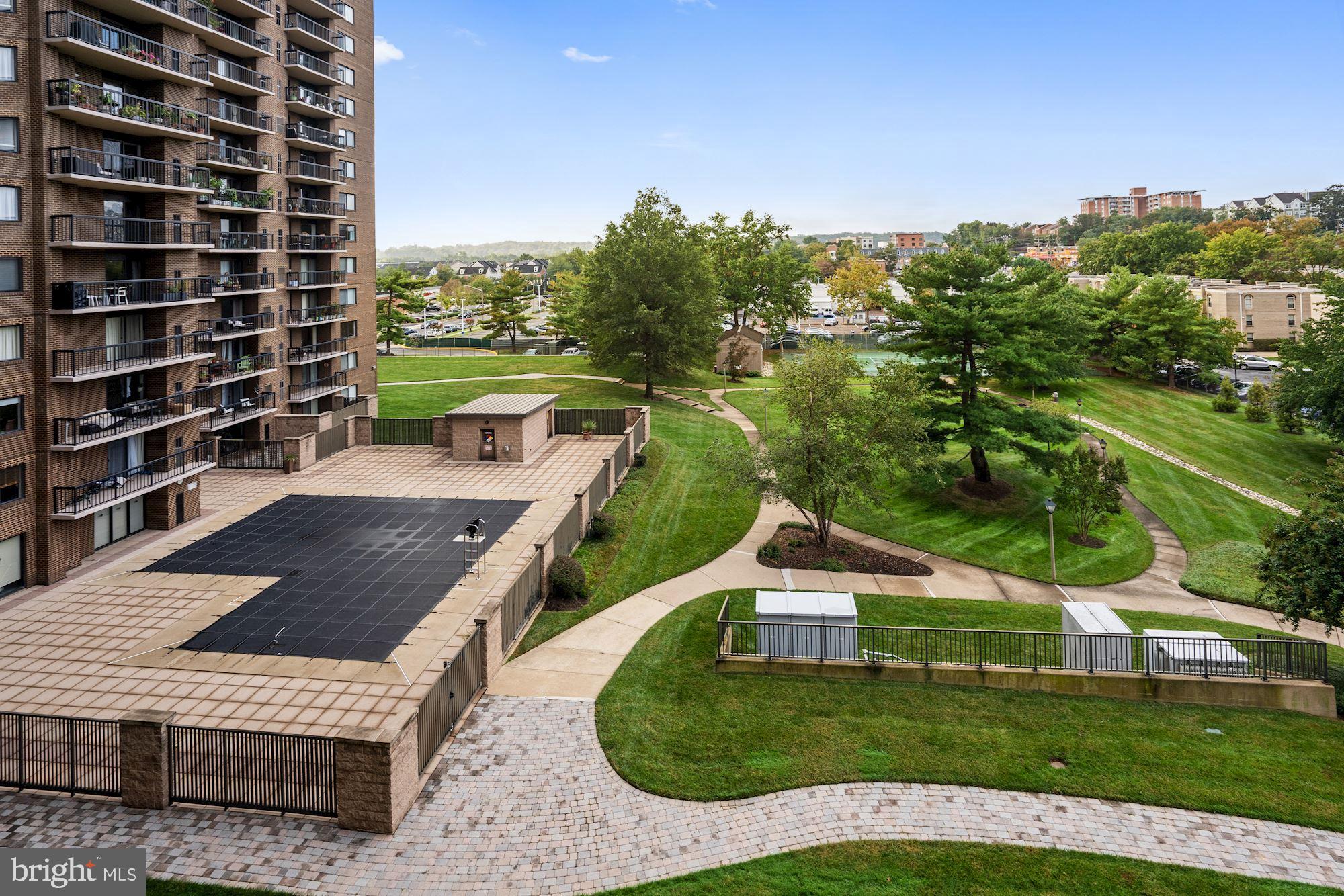 HALLMARK - Residential Lease