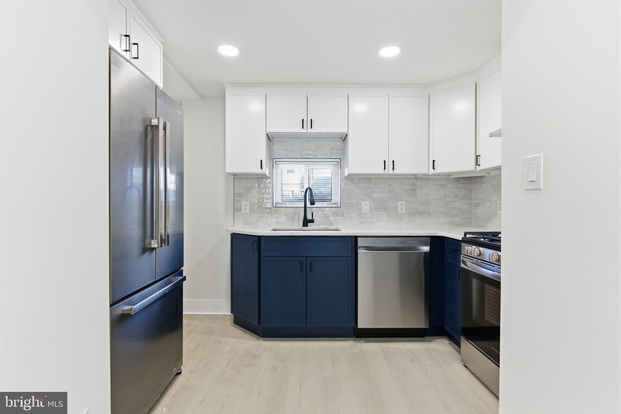 POINT BREEZE - Residential