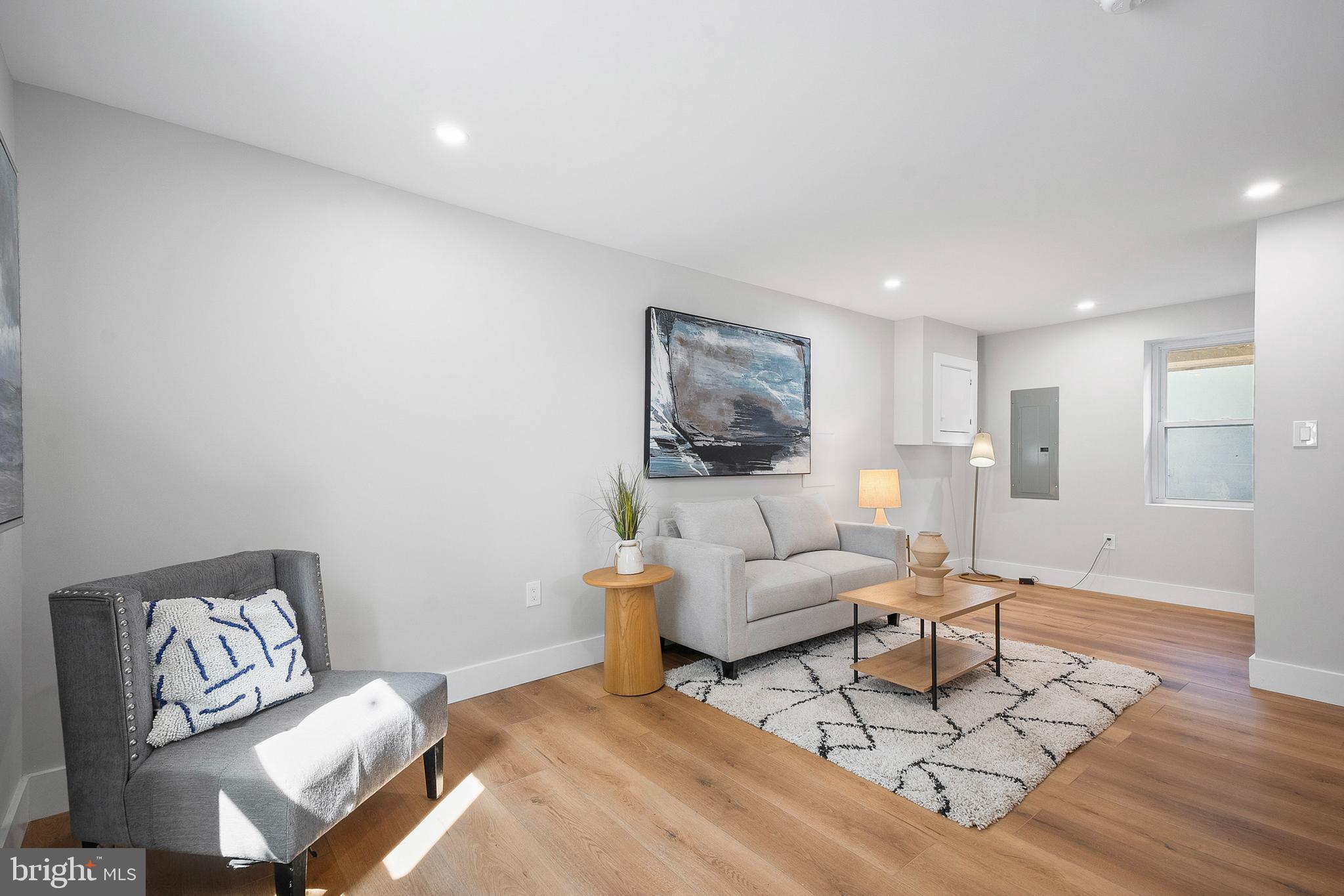 BRIGHTWOOD - Residential