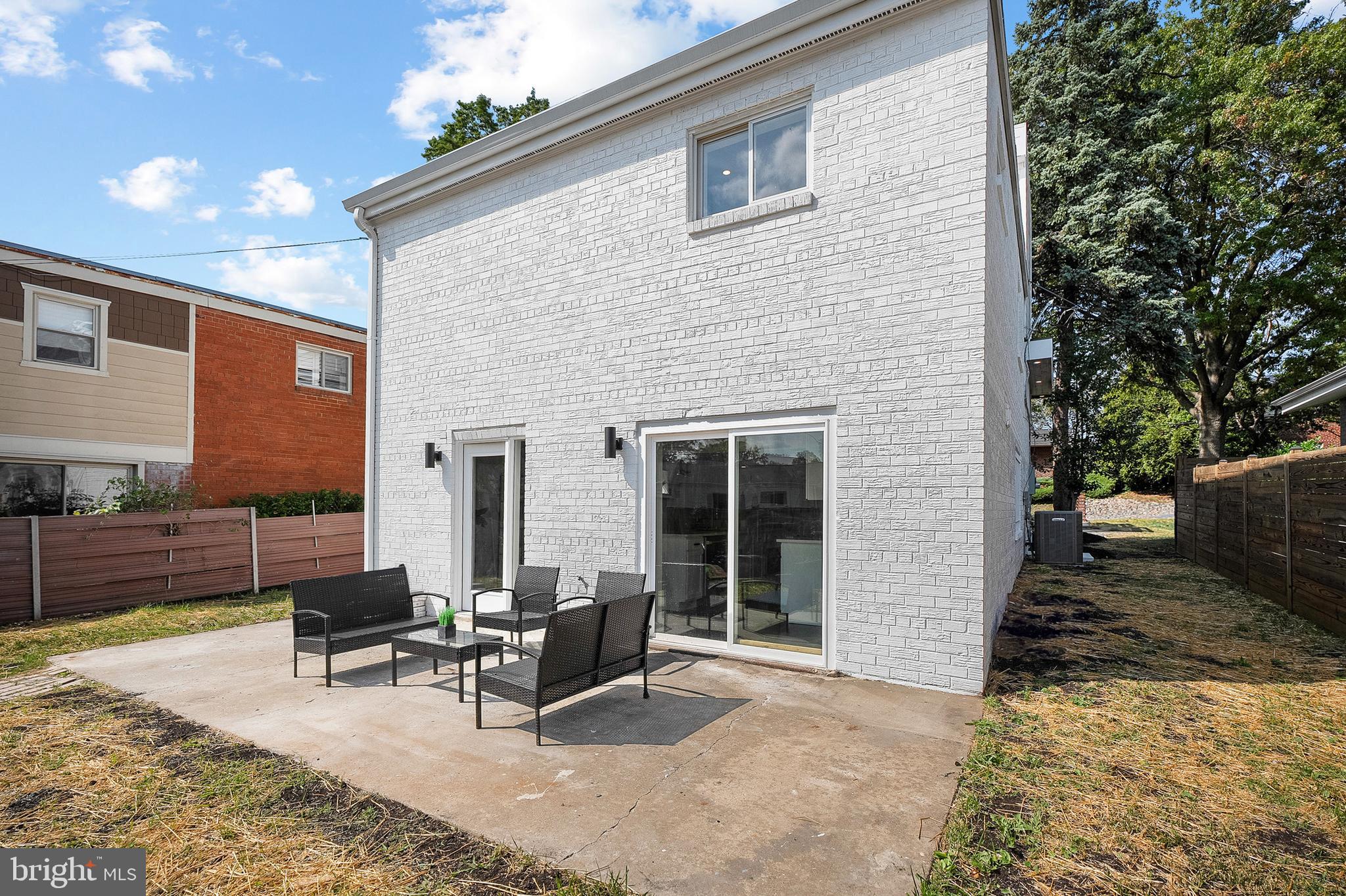 BRIGHTWOOD - Residential