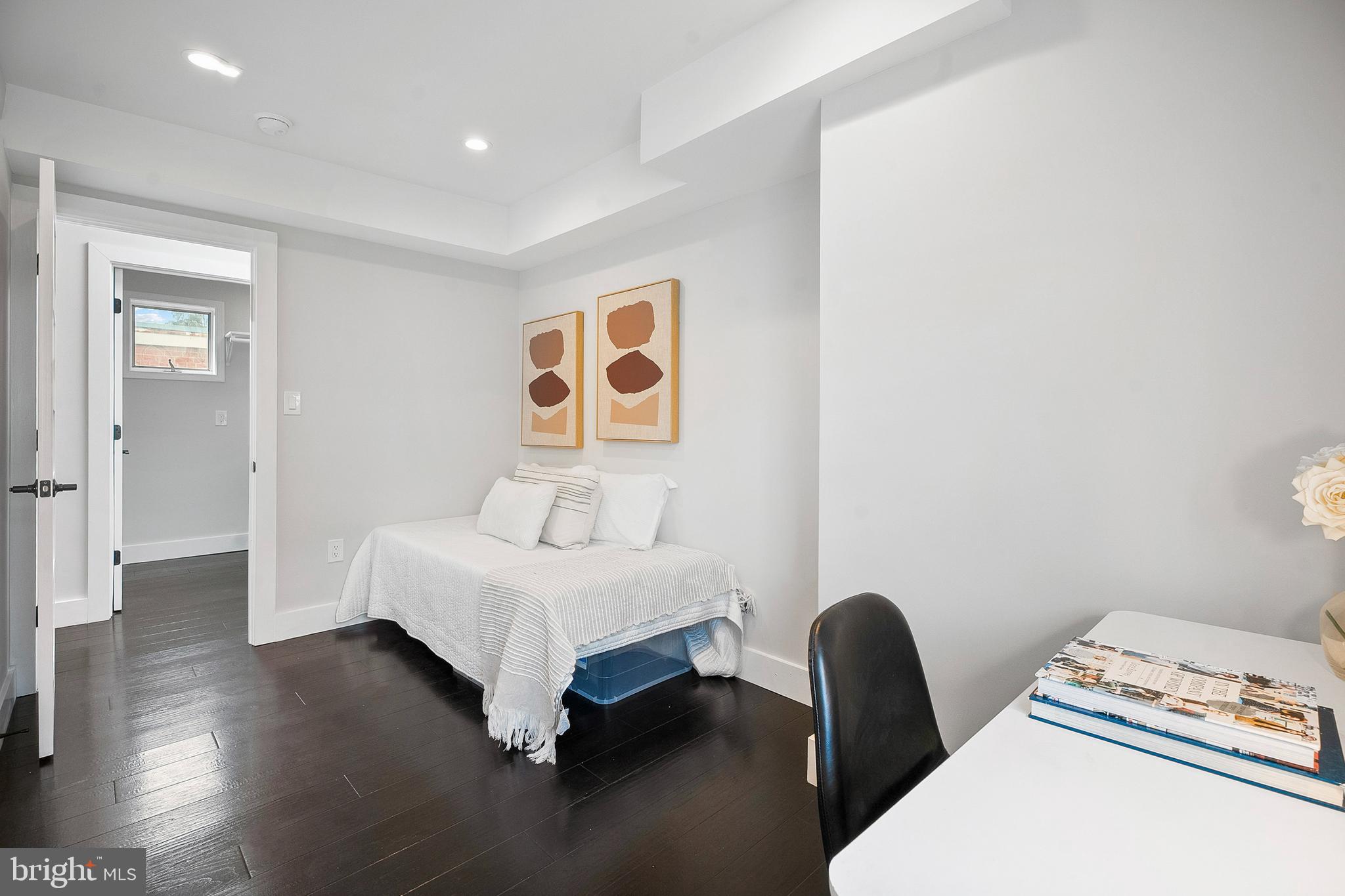 BRIGHTWOOD - Residential