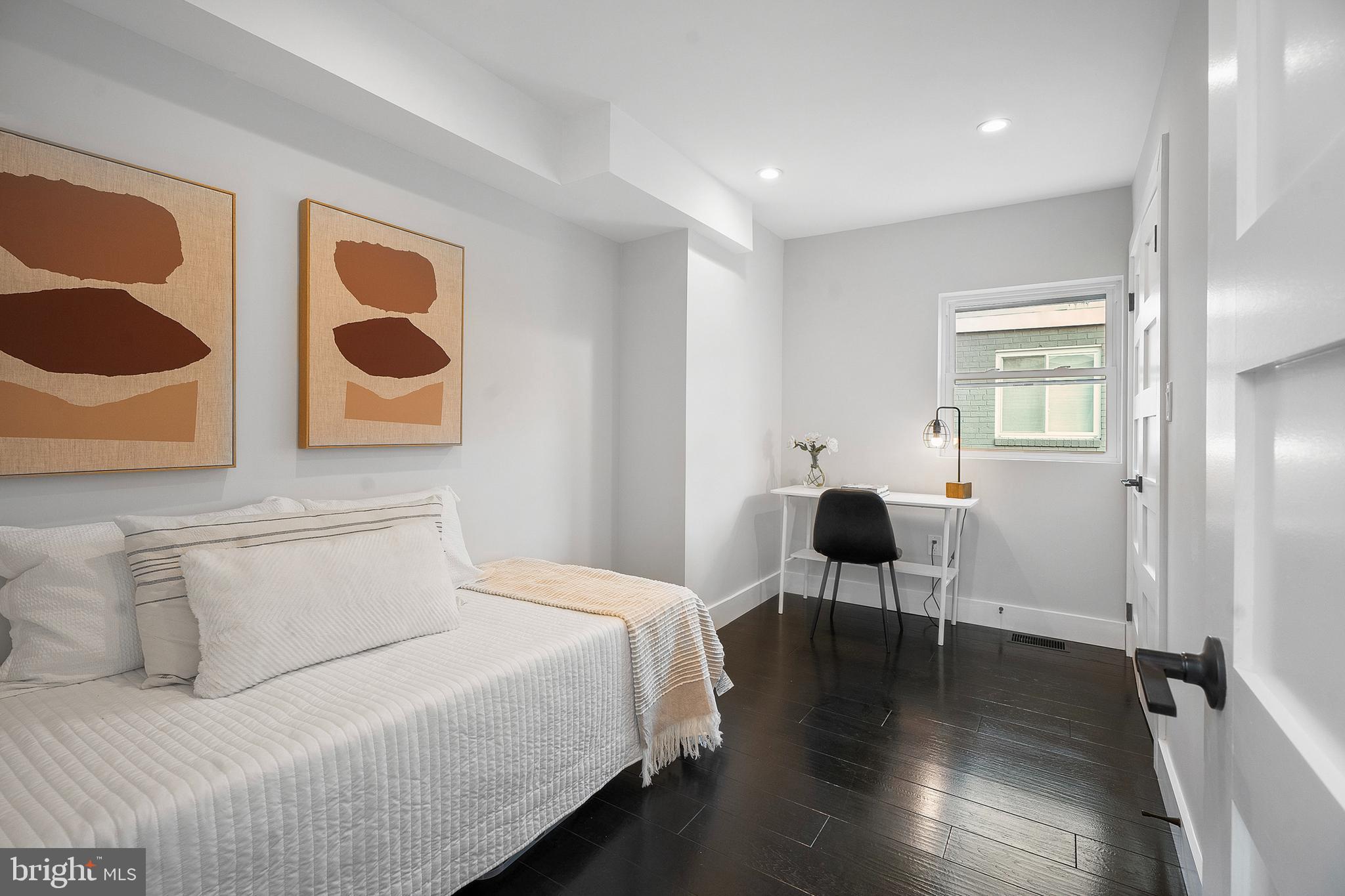 BRIGHTWOOD - Residential