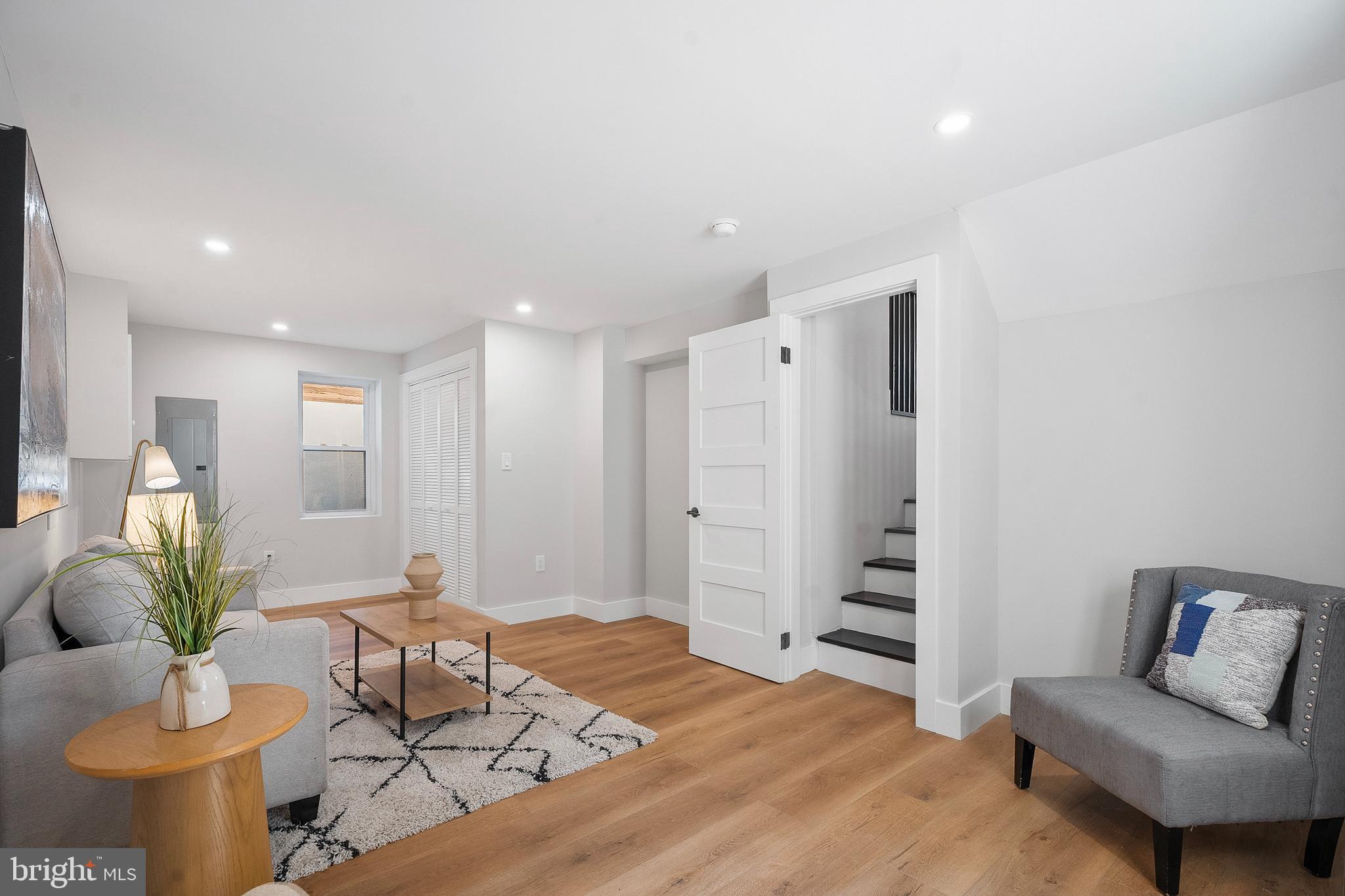 BRIGHTWOOD - Residential