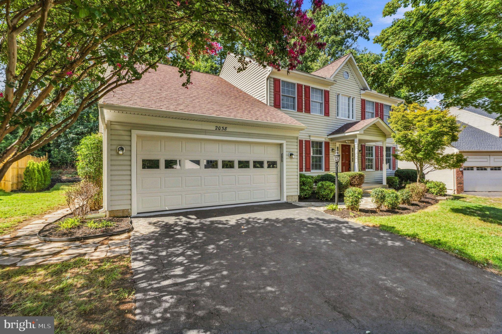 2038 HANSON LANE