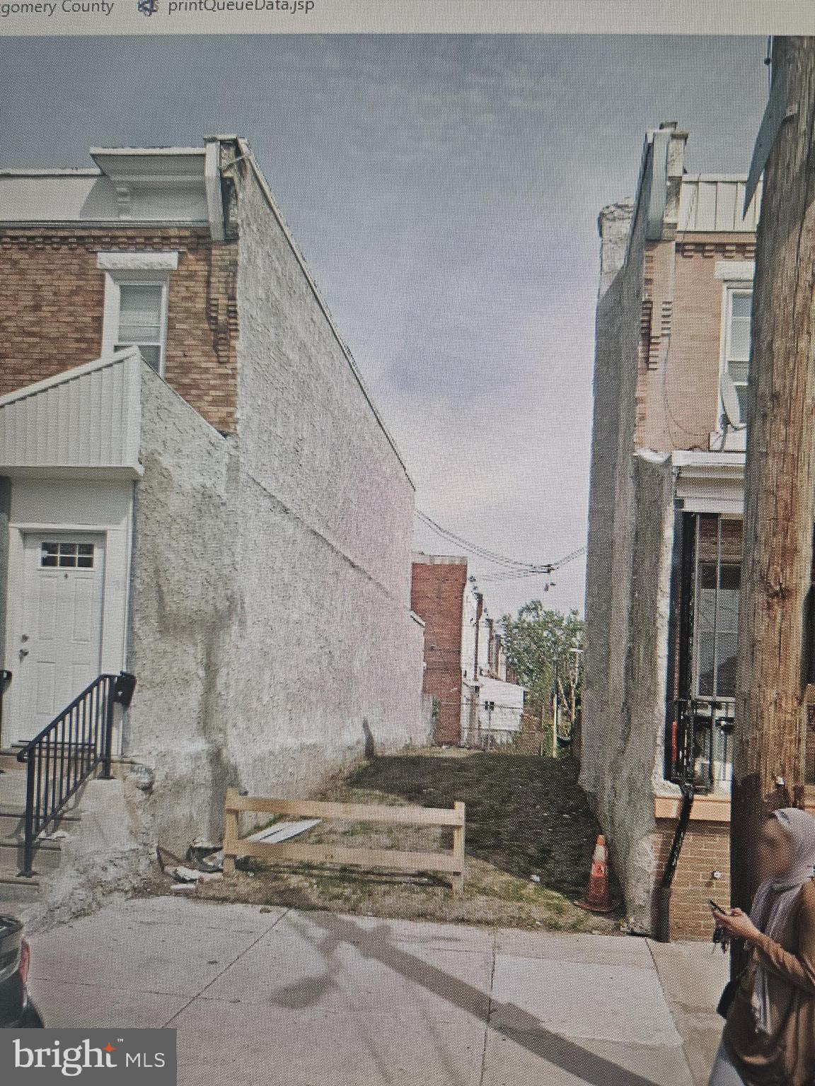 RSA5 zoned lot located in Carroll Park. This lot features a 16ft frontage and is 1160 sqft. Lot Sold As-IS