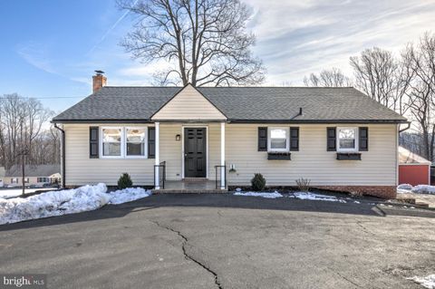 63 PRESTON ROAD WERNERSVILLE PA 19565