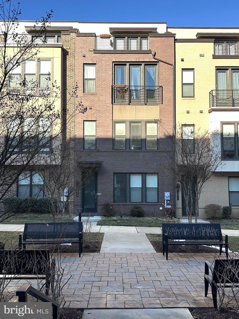 4613 QUINNS MILL WAY CHANTILLY VA 20151