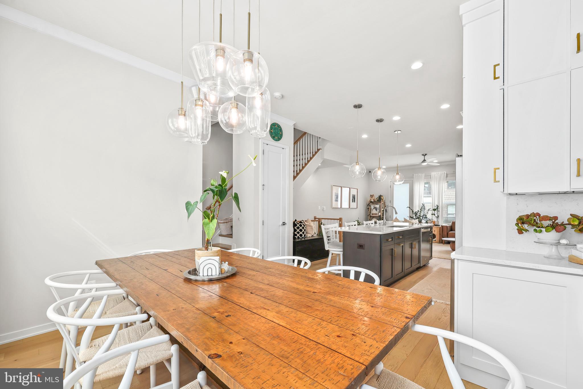 COMMONWEALTH PLACE AT WESTFIELDS - Residential