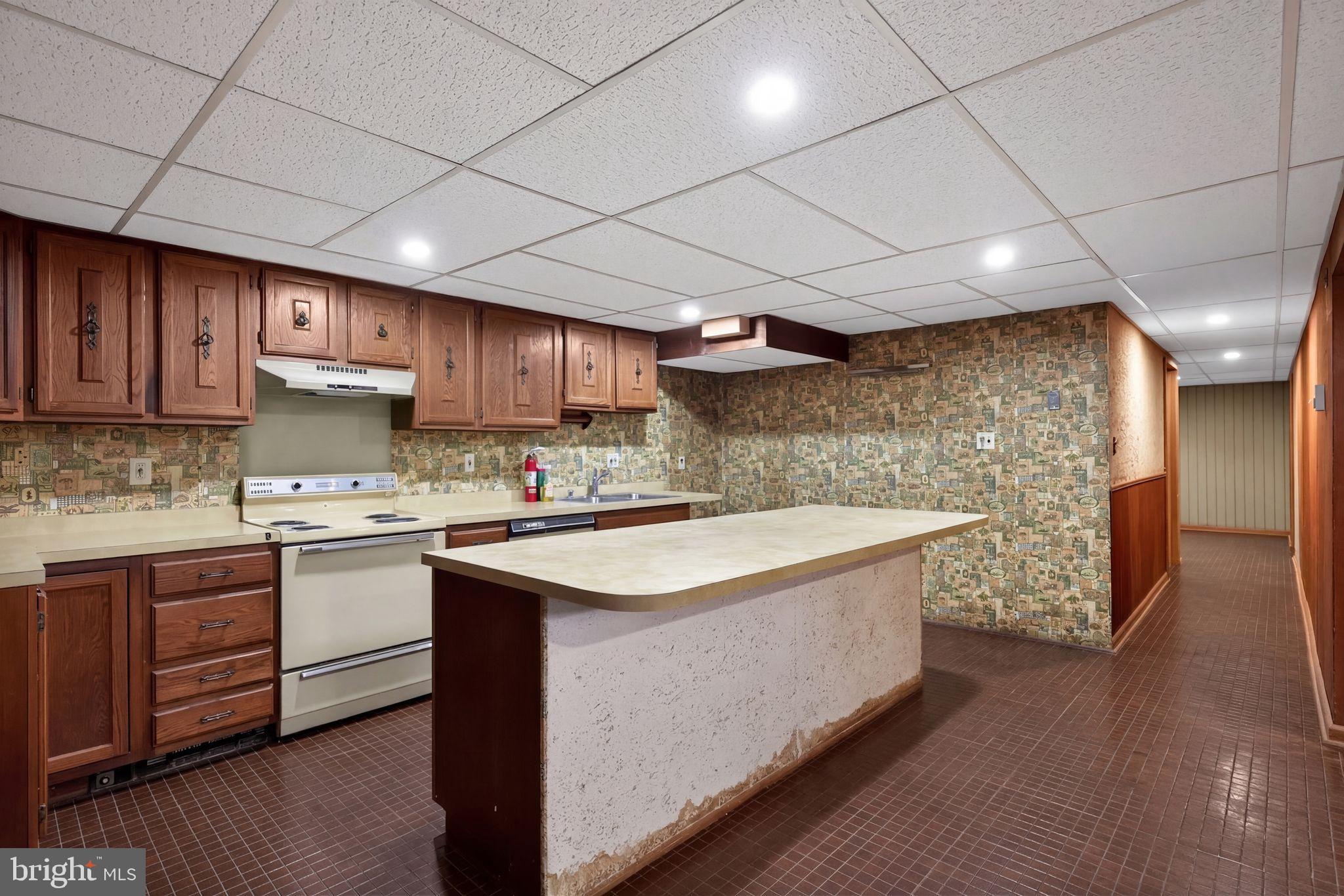 PLYMOUTH PARK - Residential