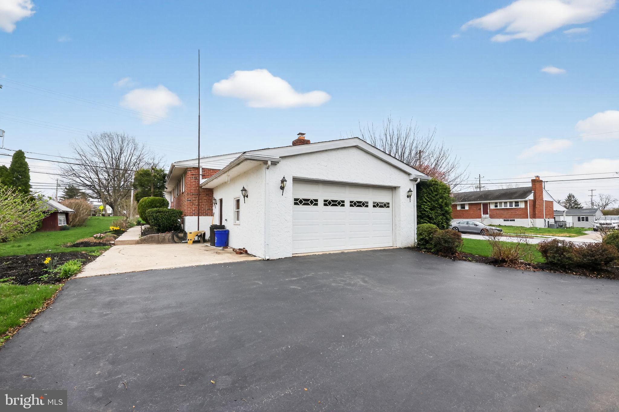 PLYMOUTH PARK - Residential