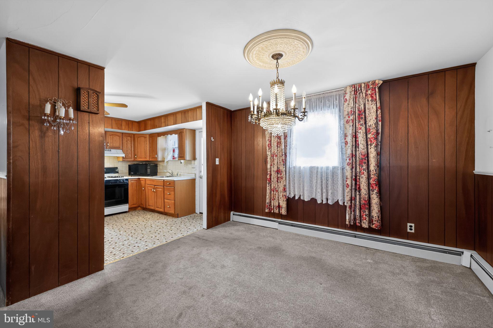 PLYMOUTH PARK - Residential