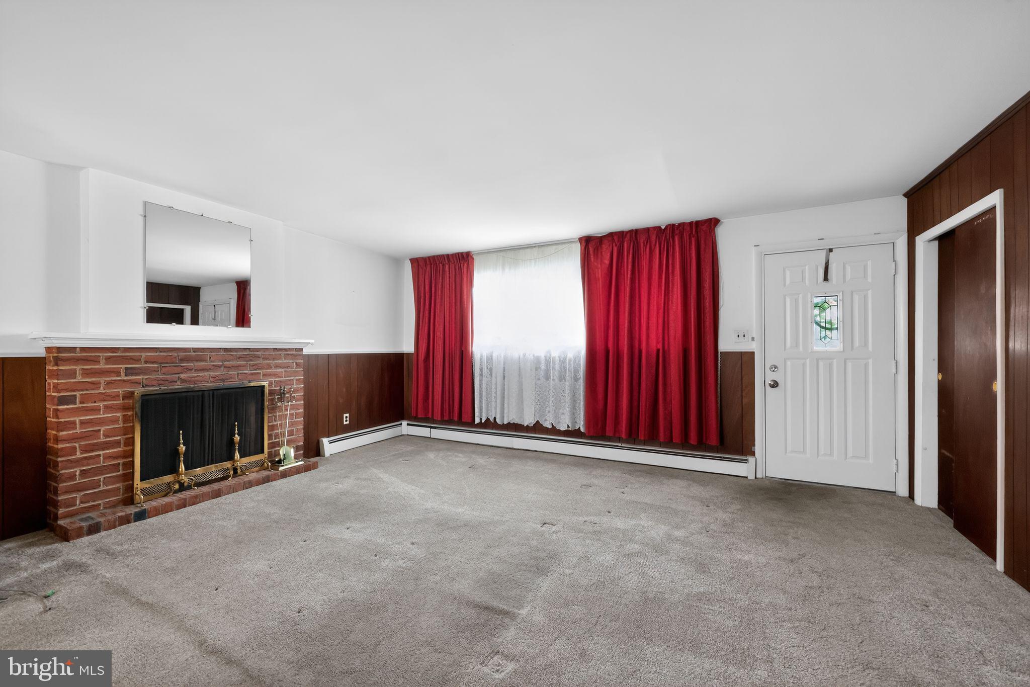 PLYMOUTH PARK - Residential