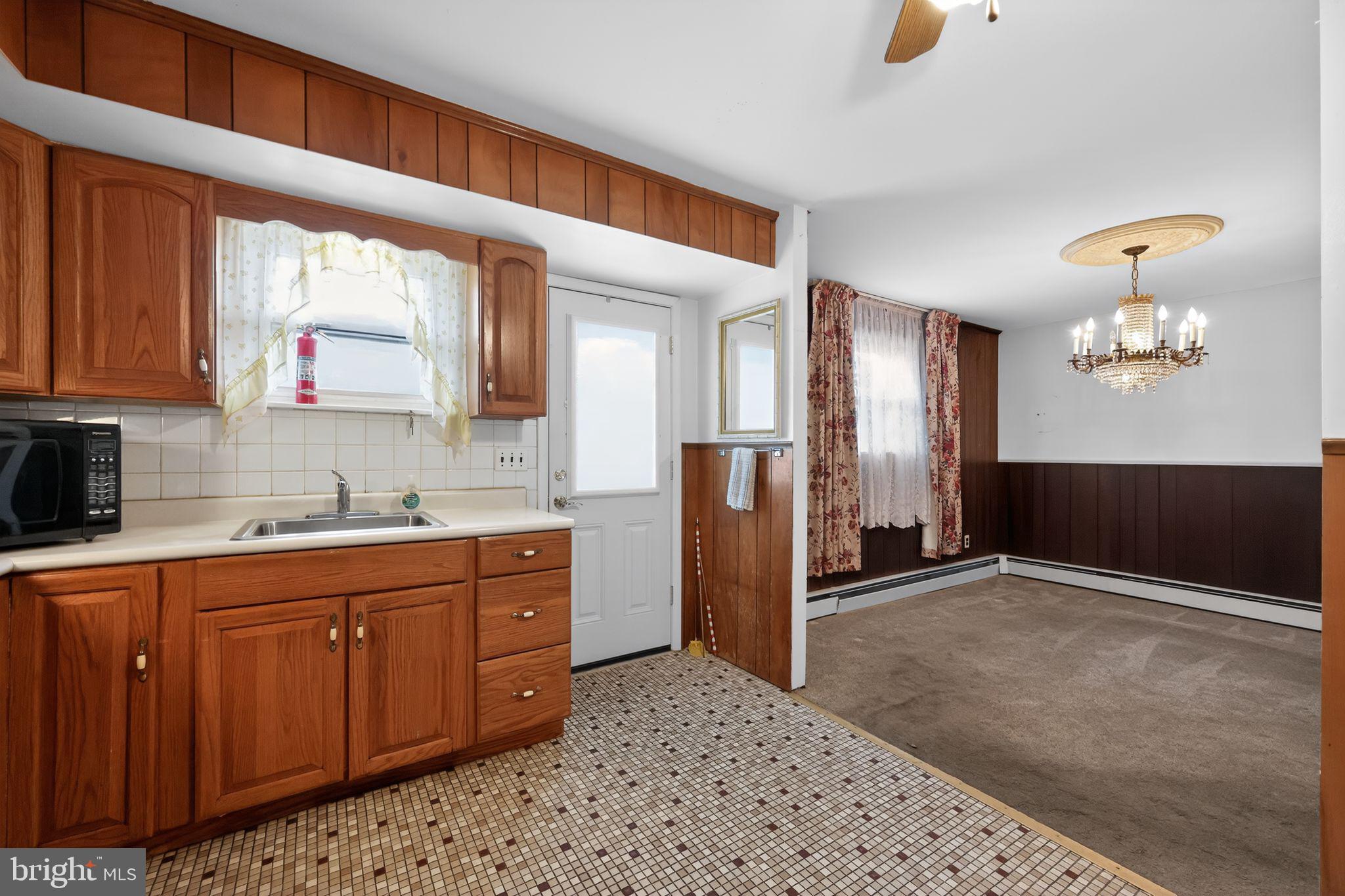 PLYMOUTH PARK - Residential