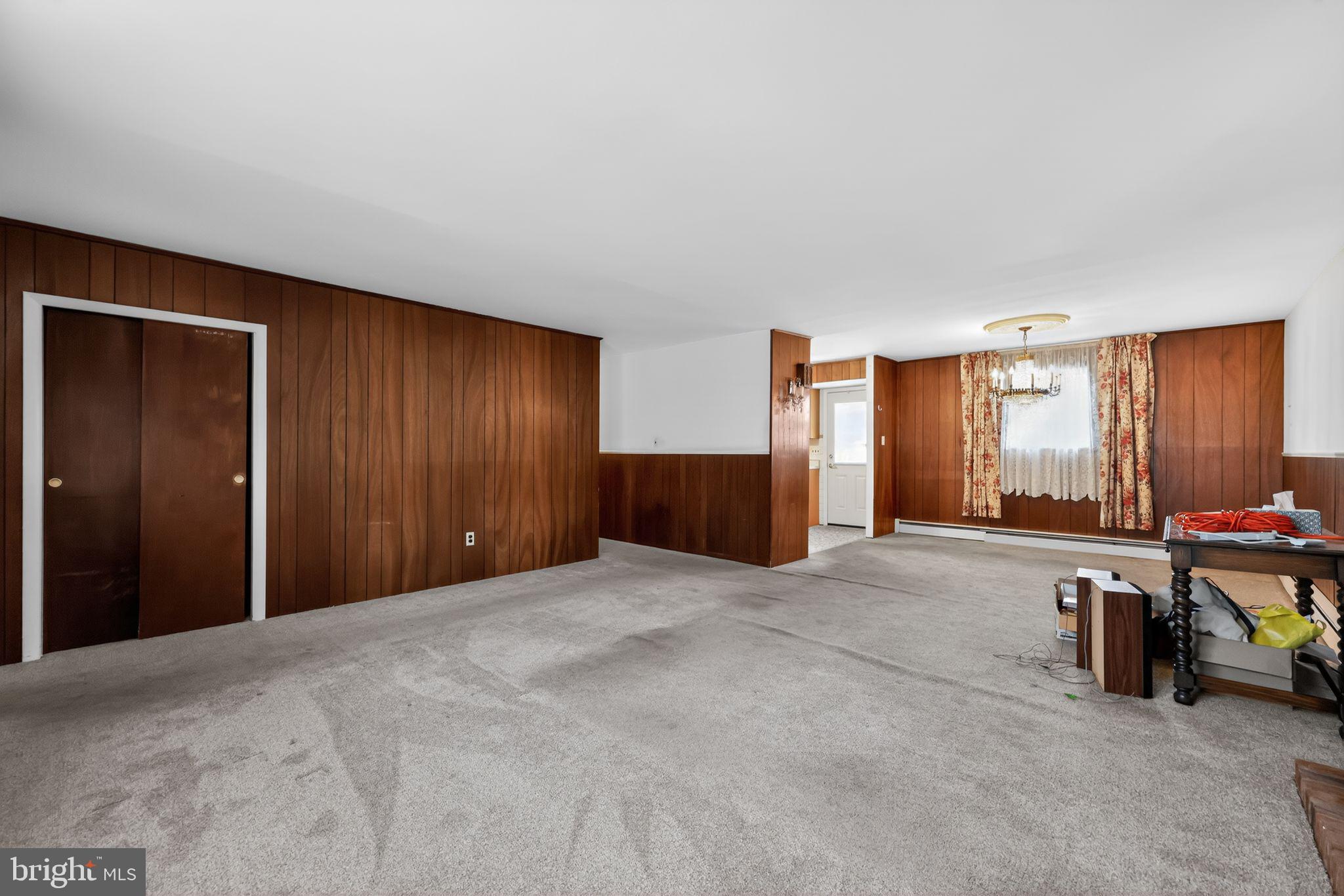 PLYMOUTH PARK - Residential