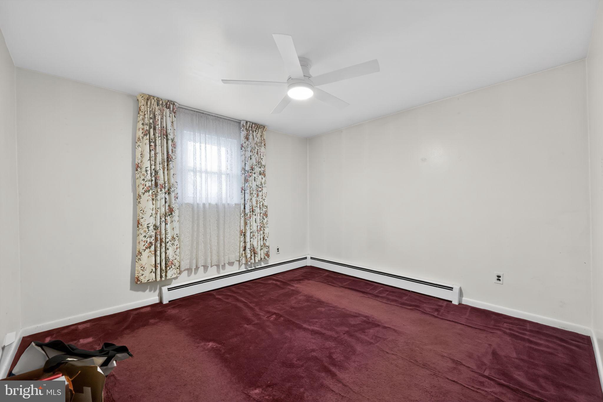 PLYMOUTH PARK - Residential