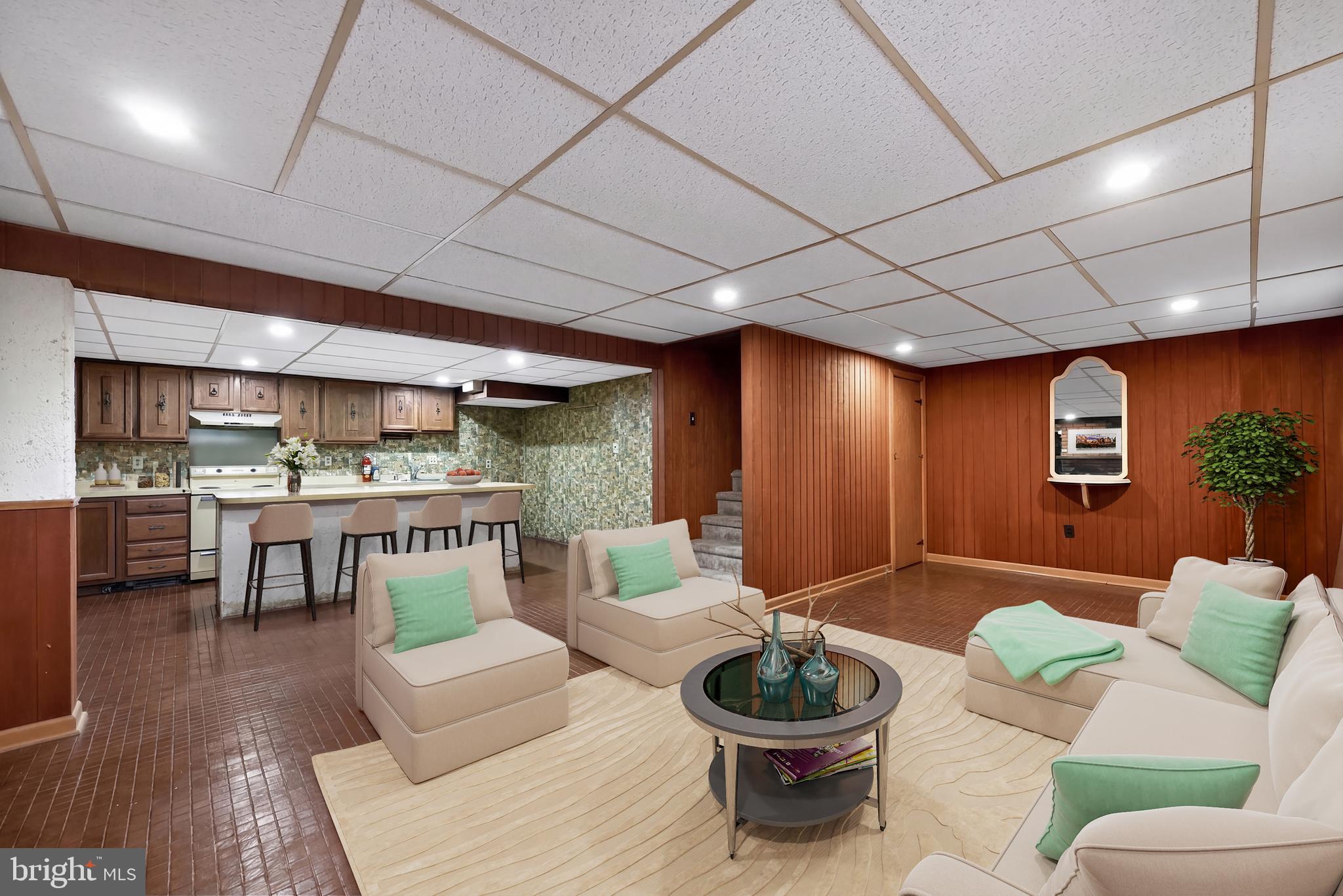 PLYMOUTH PARK - Residential