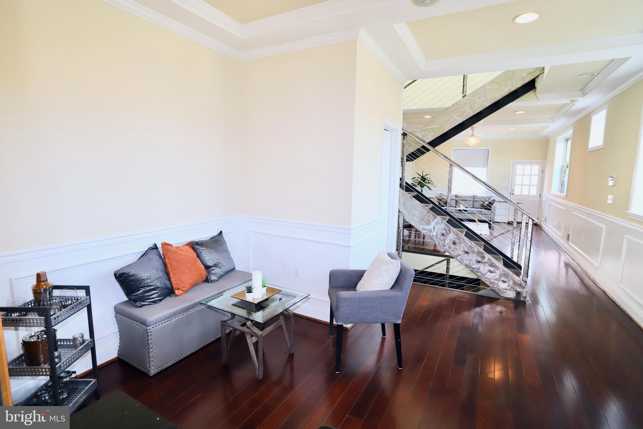 HIGHLANDTOWN - Residential