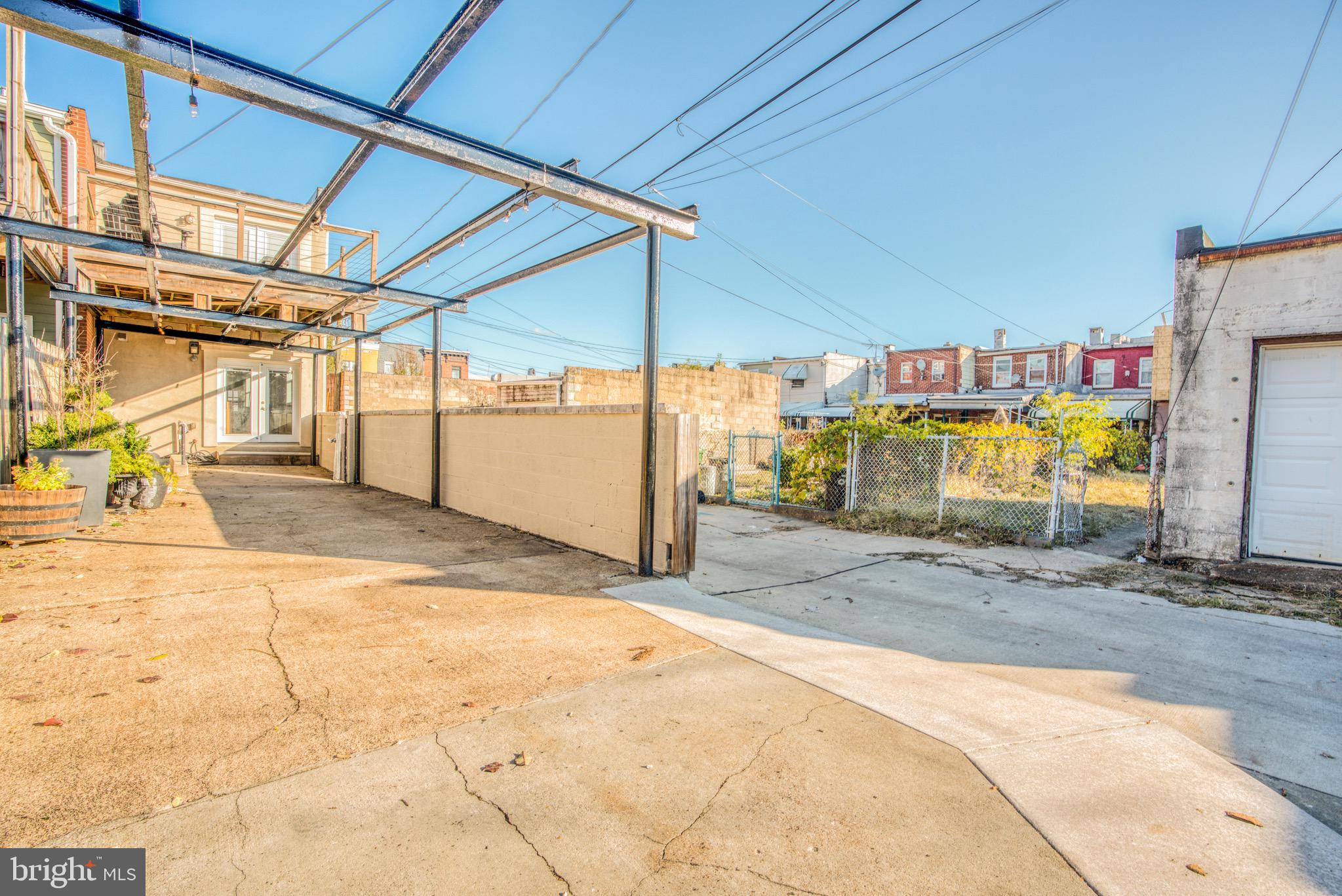 HIGHLANDTOWN - Residential