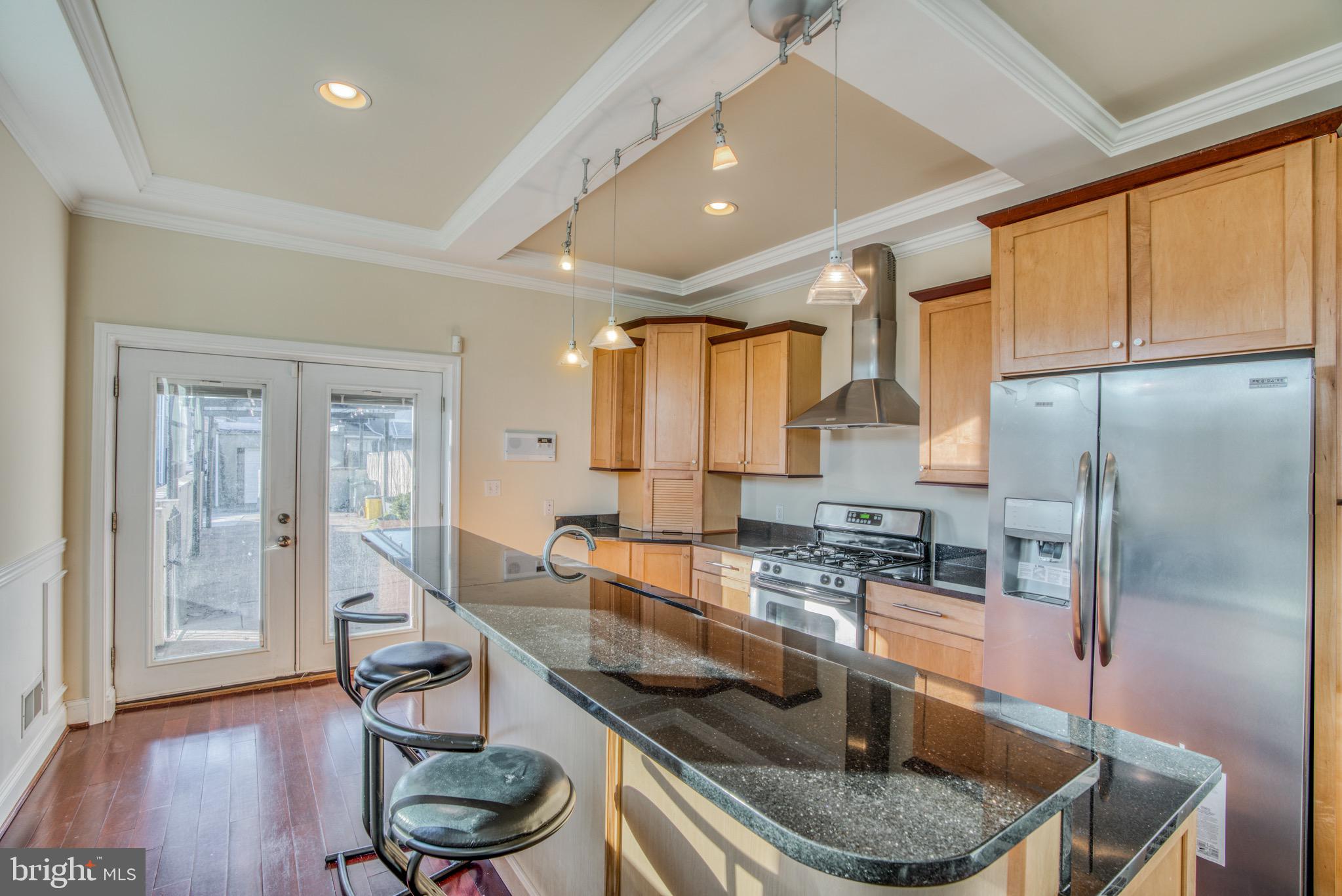 HIGHLANDTOWN - Residential