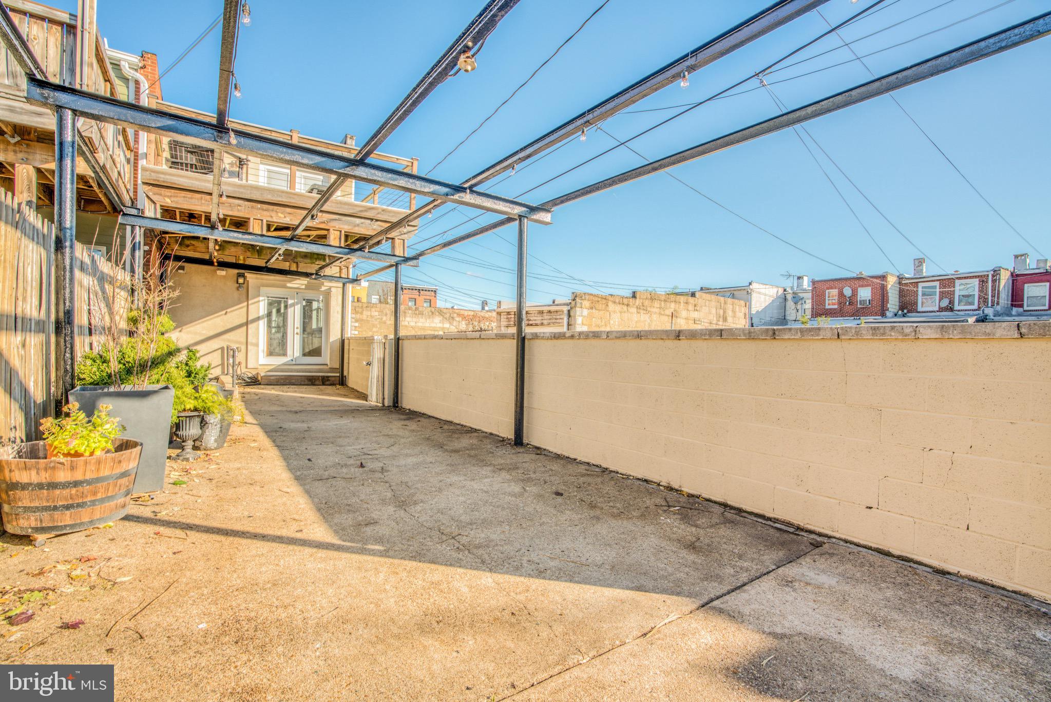 HIGHLANDTOWN - Residential