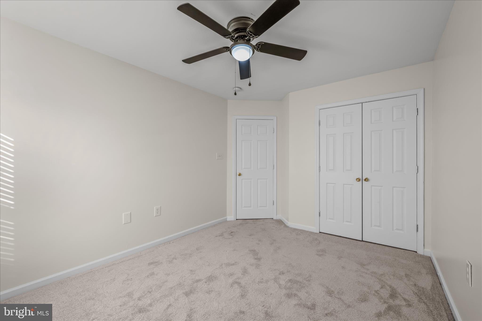 LAUREL RIDGE - Residential