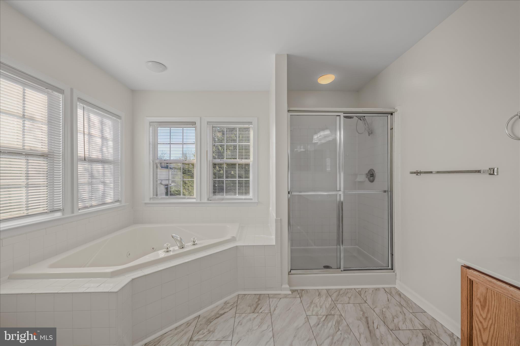 LAUREL RIDGE - Residential