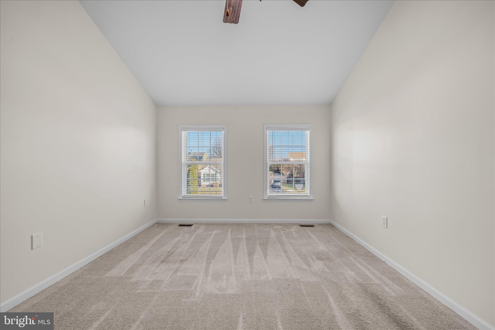 LAUREL RIDGE - Residential