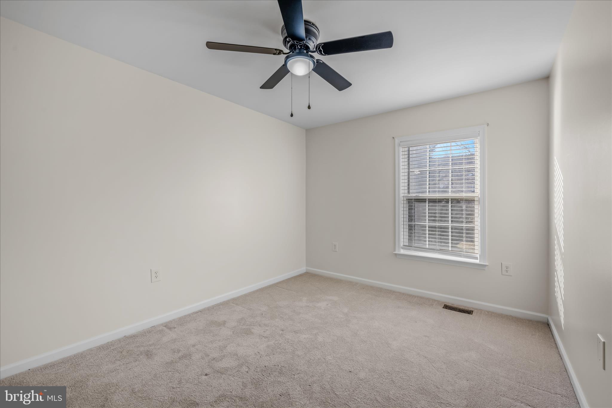 LAUREL RIDGE - Residential