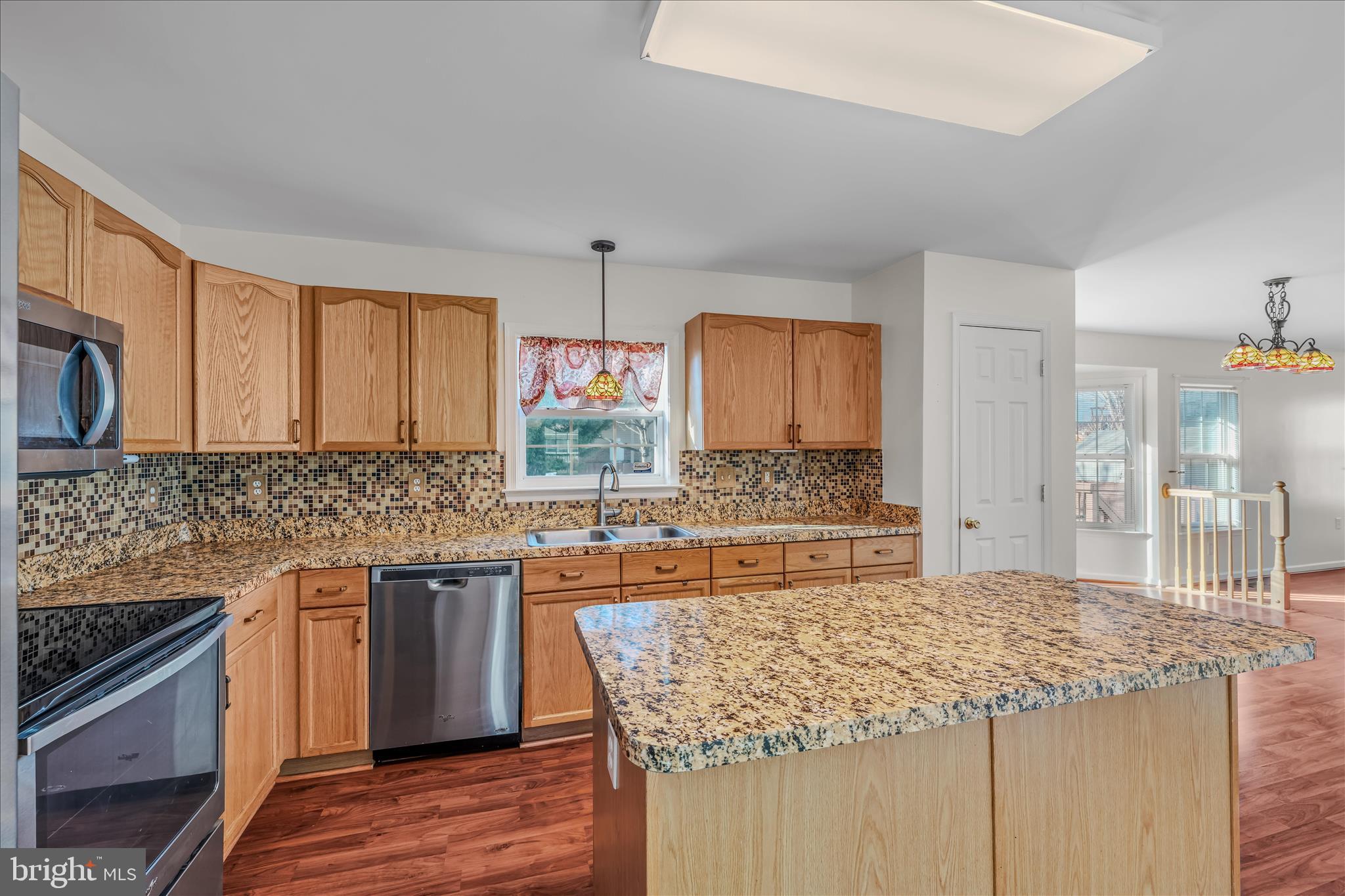 LAUREL RIDGE - Residential