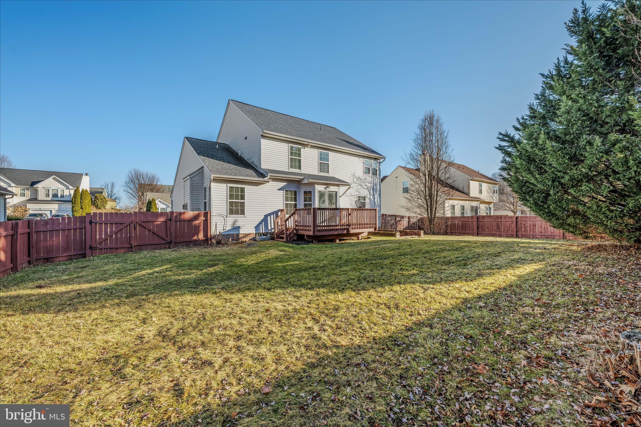 LAUREL RIDGE - Residential