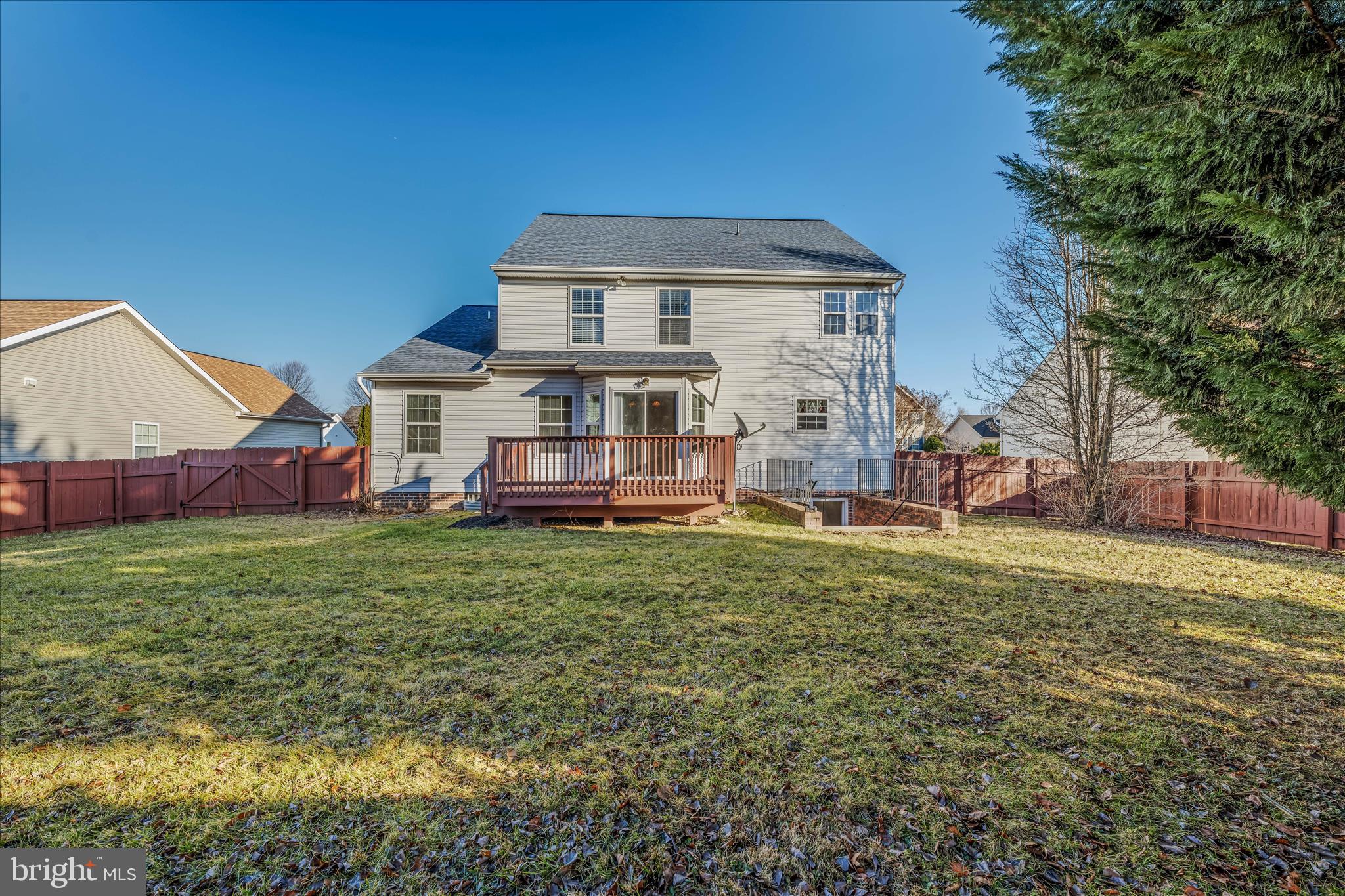 LAUREL RIDGE - Residential