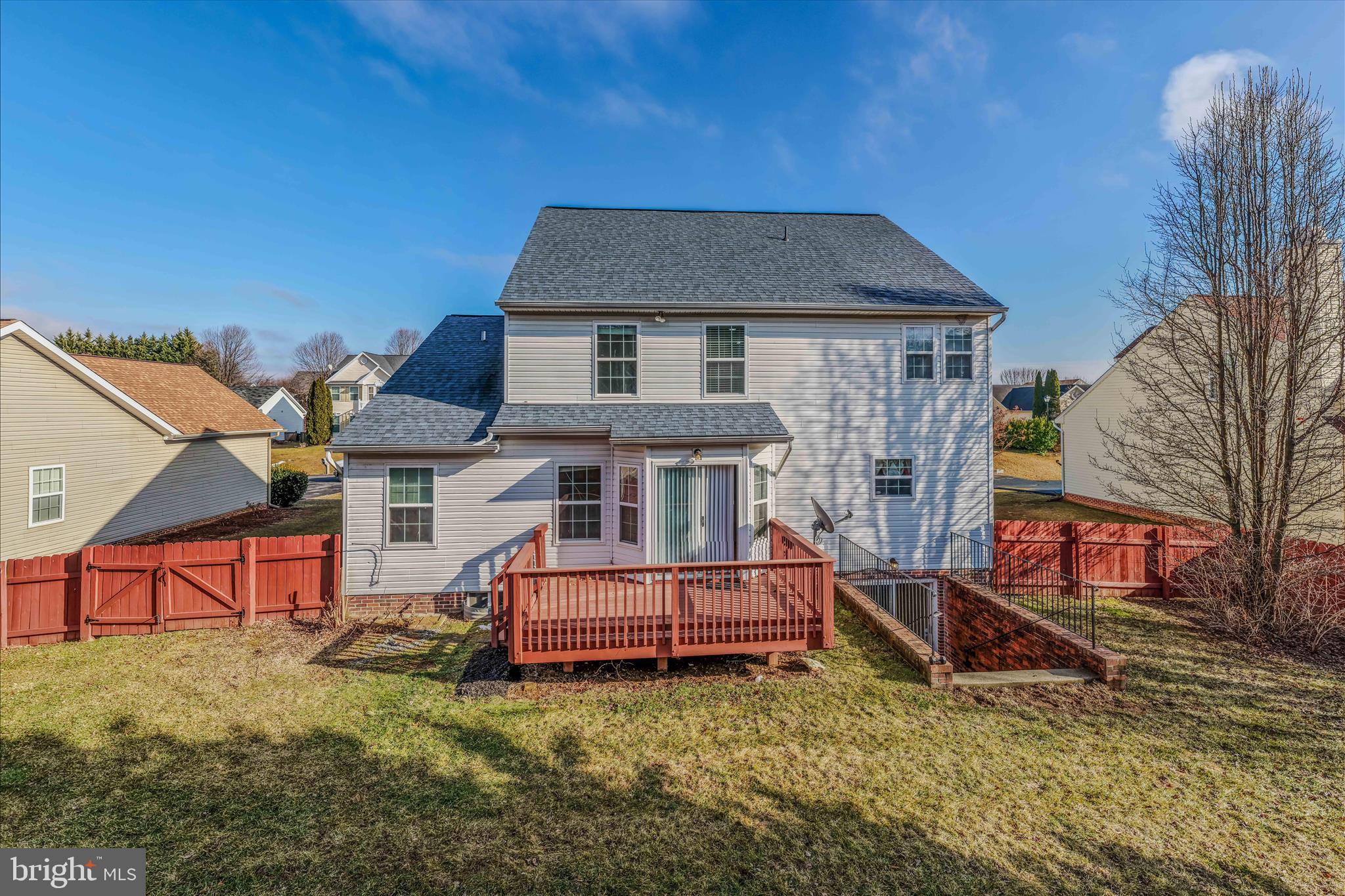 LAUREL RIDGE - Residential